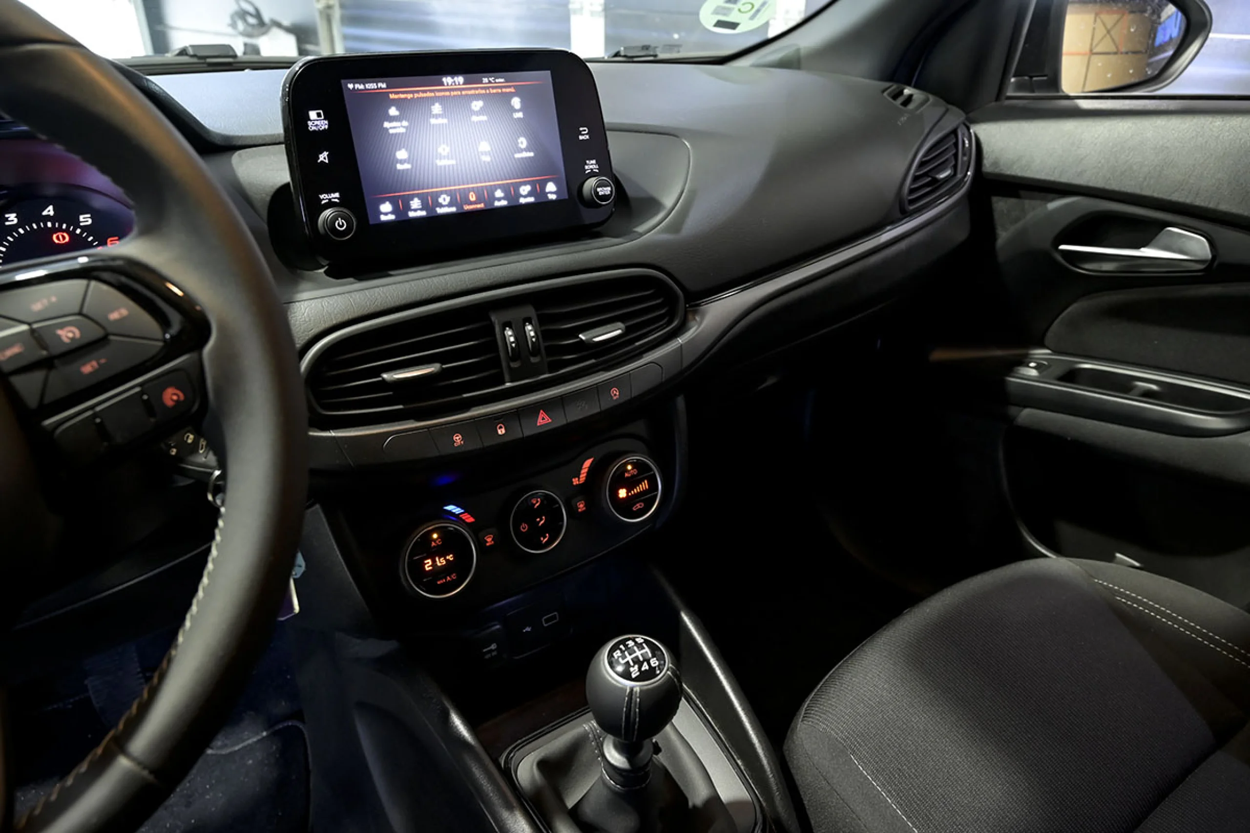 Fiat Tipo 5P 1.4 TJet 88kW 120CV SDesign - Foto 29