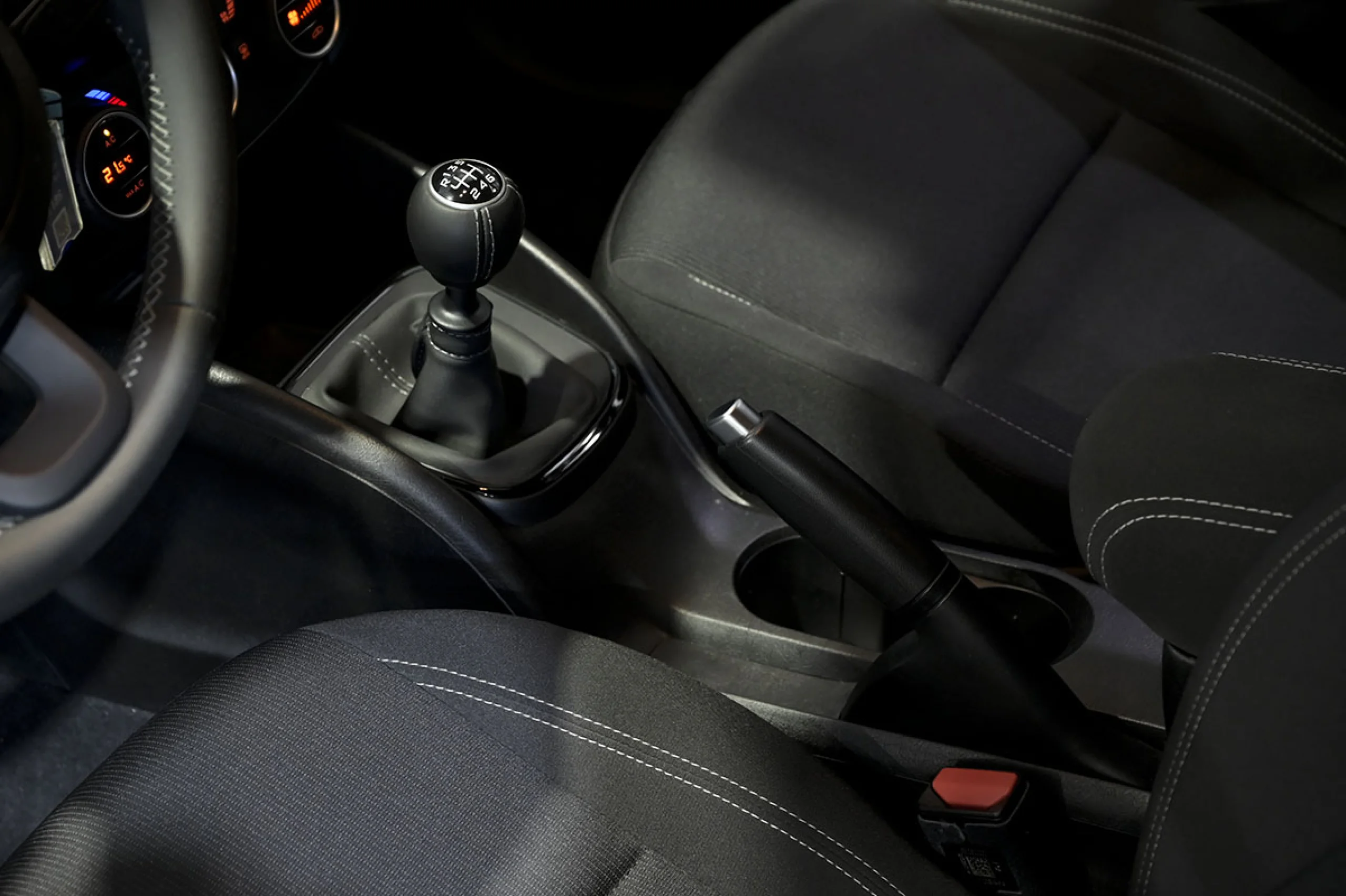 Fiat Tipo 5P 1.4 TJet 88kW 120CV SDesign - Foto 32