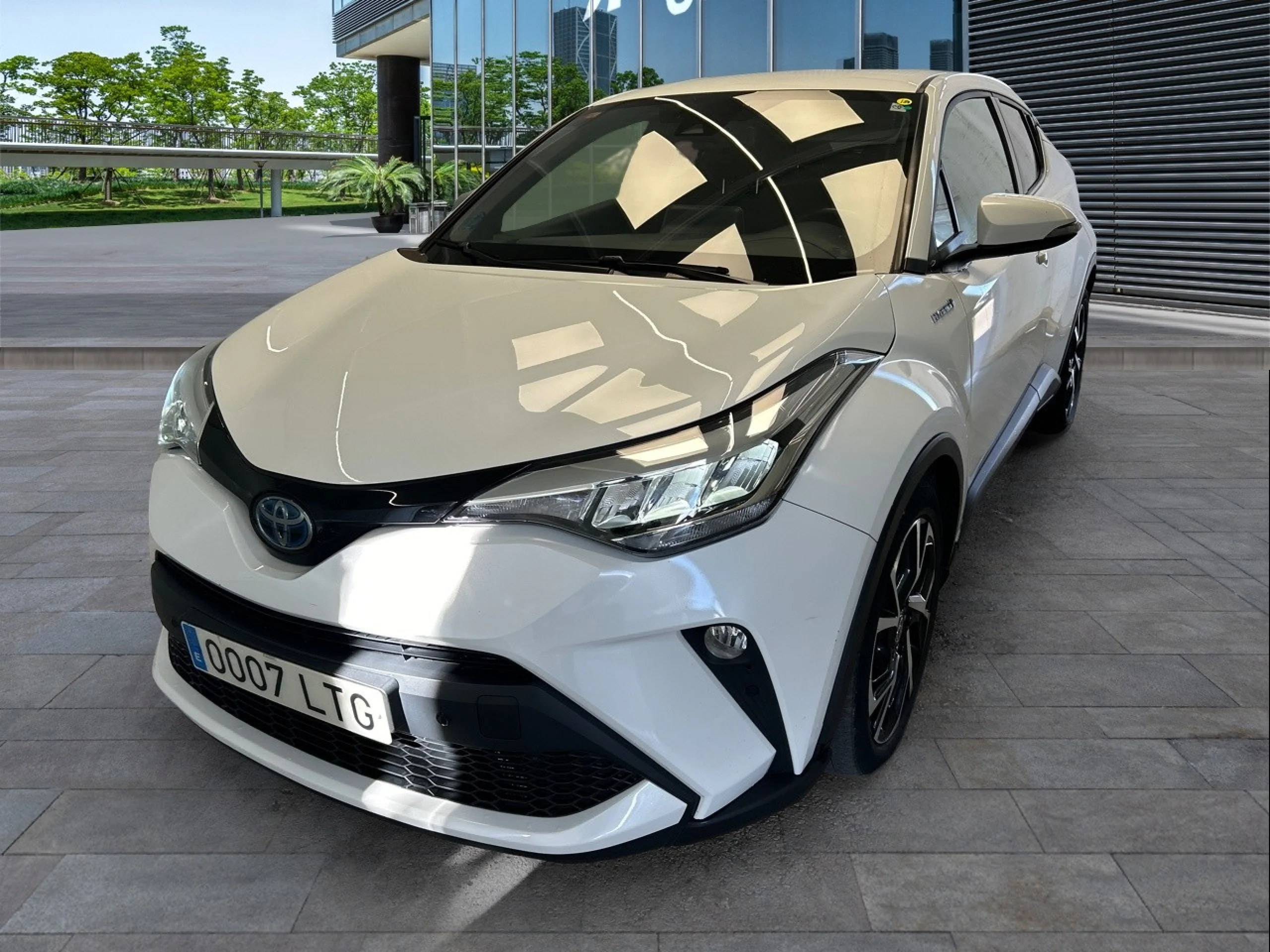 Toyota C-HR 1.8 125H Advance - Foto 1
