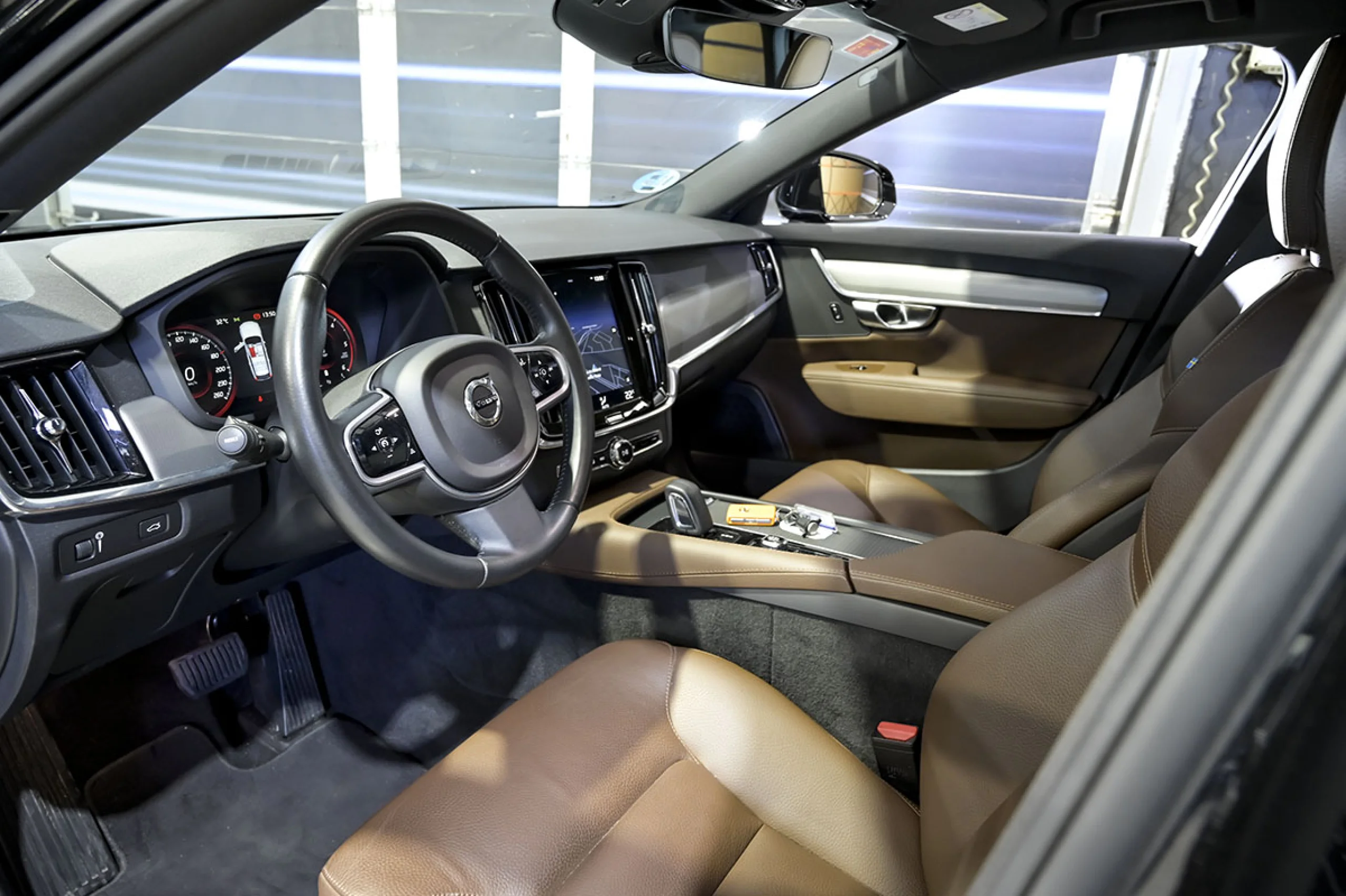 Volvo V90 2.0 D4 Momentum Pro Auto - Foto 6