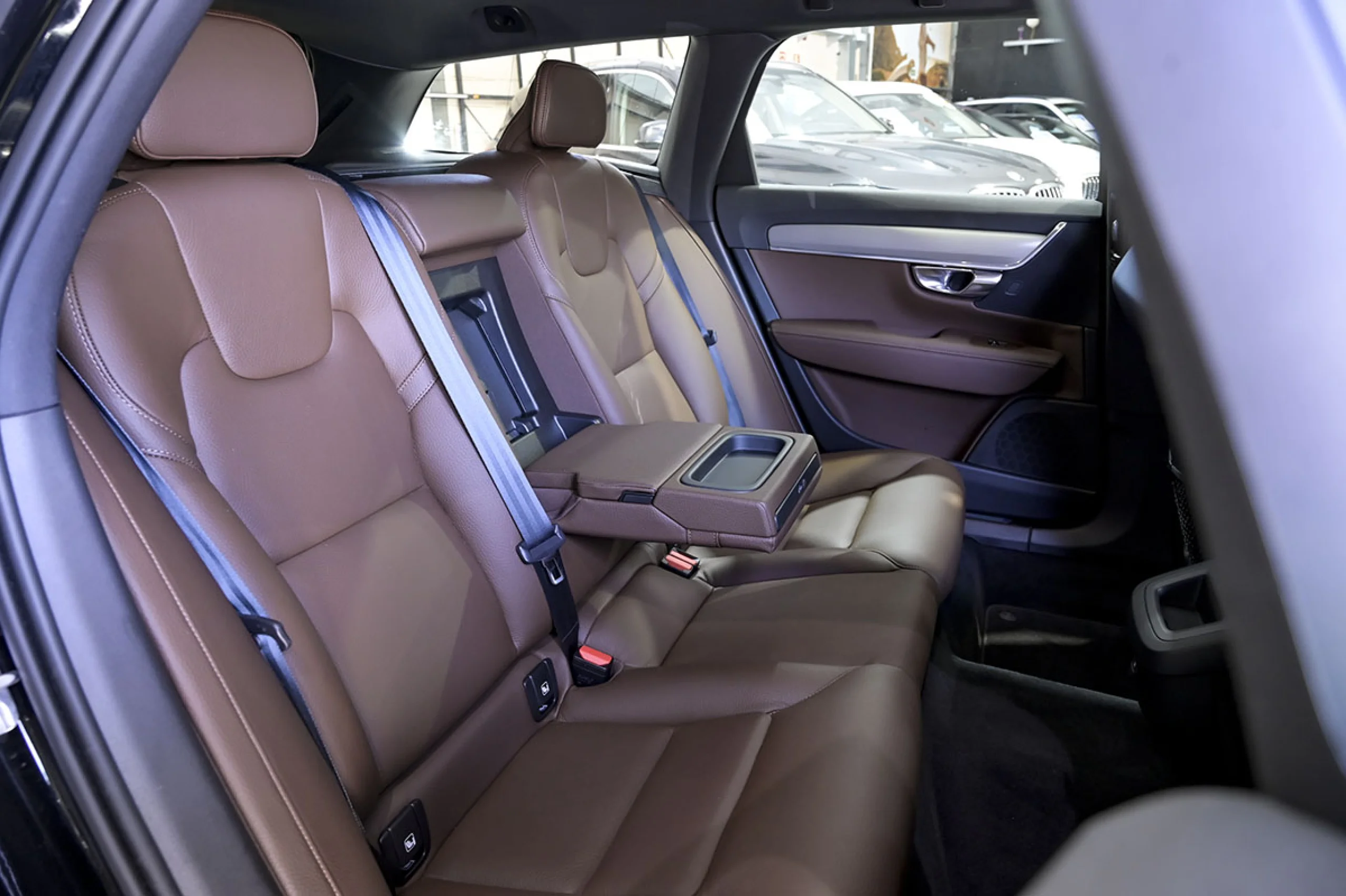 Volvo V90 2.0 D4 Momentum Pro Auto - Foto 18