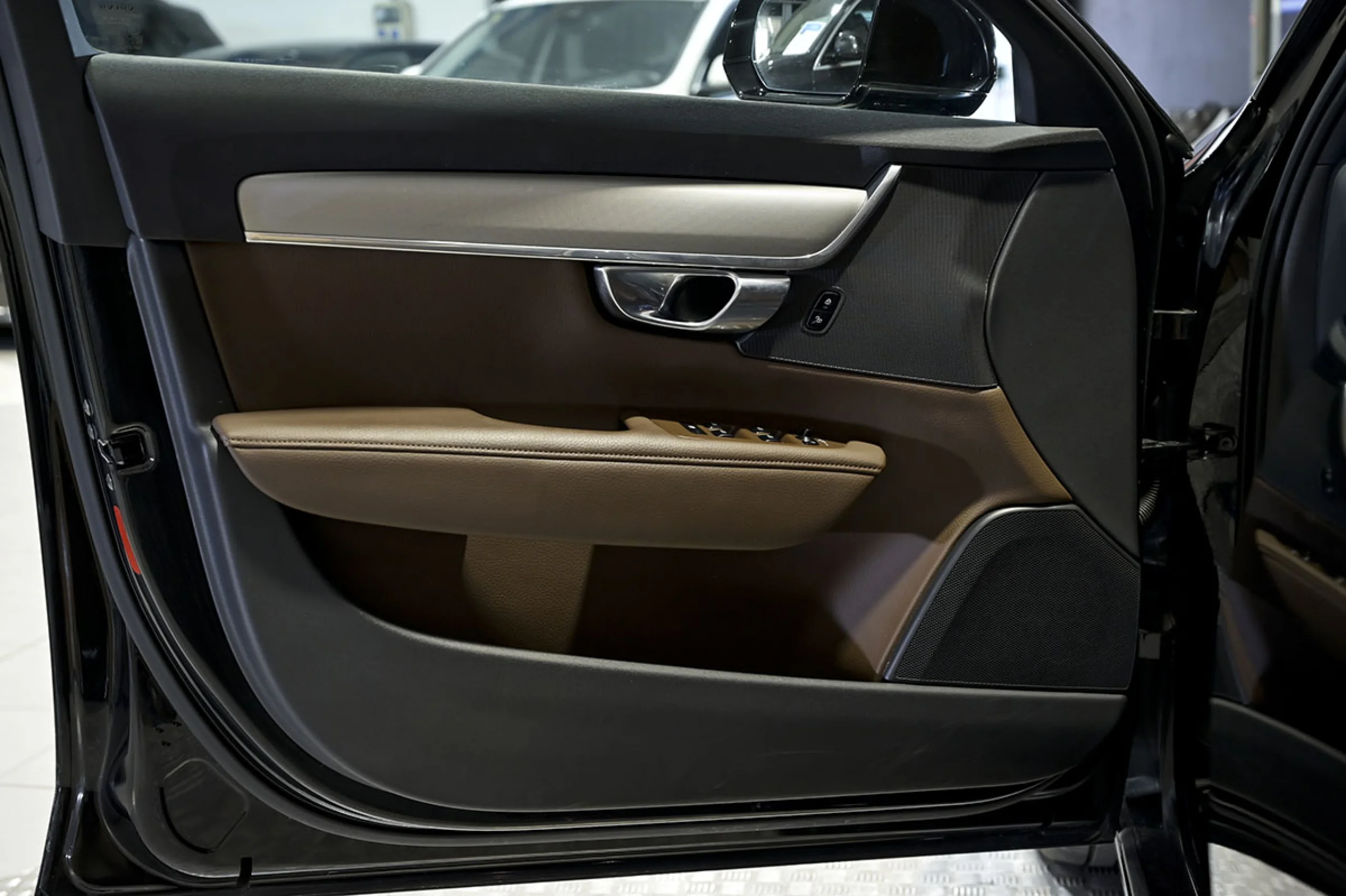 Volvo V90 2.0 D4 Momentum Pro Auto - Foto 22