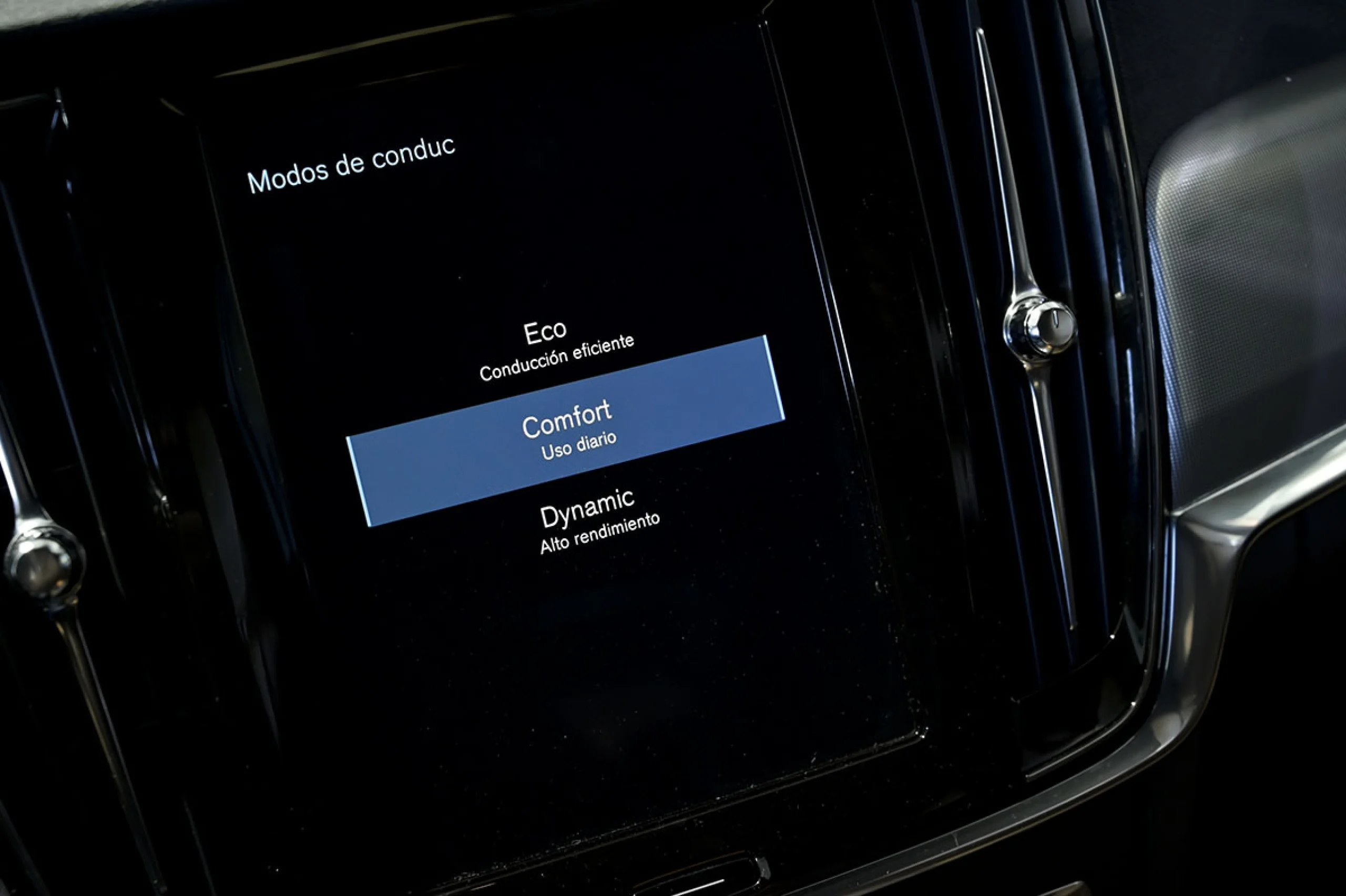 Volvo V90 2.0 D4 Momentum Pro Auto - Foto 33