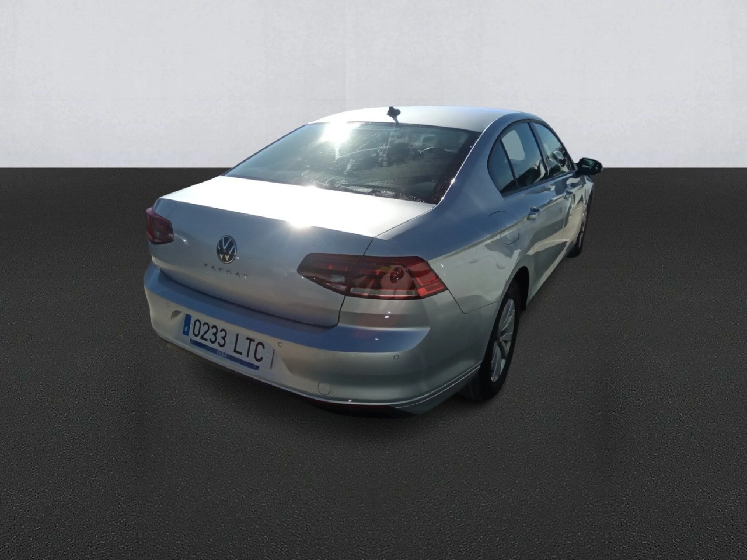 Volkswagen Passat Business 2.0 TDI 110kW (150CV) - Foto 4