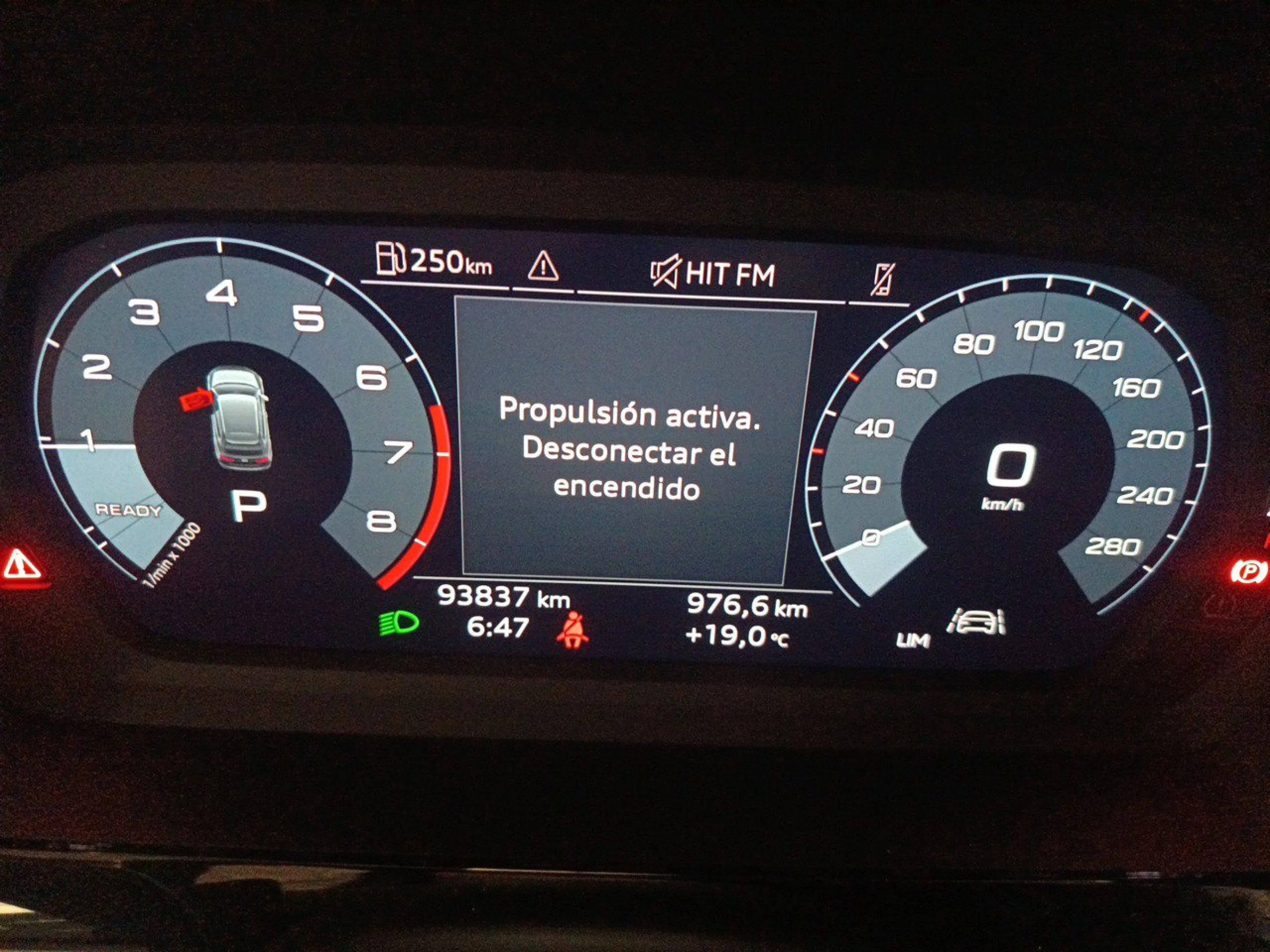 Audi A3 Sportback 30 TFSI 81kW (110CV) S tronic - Foto 8