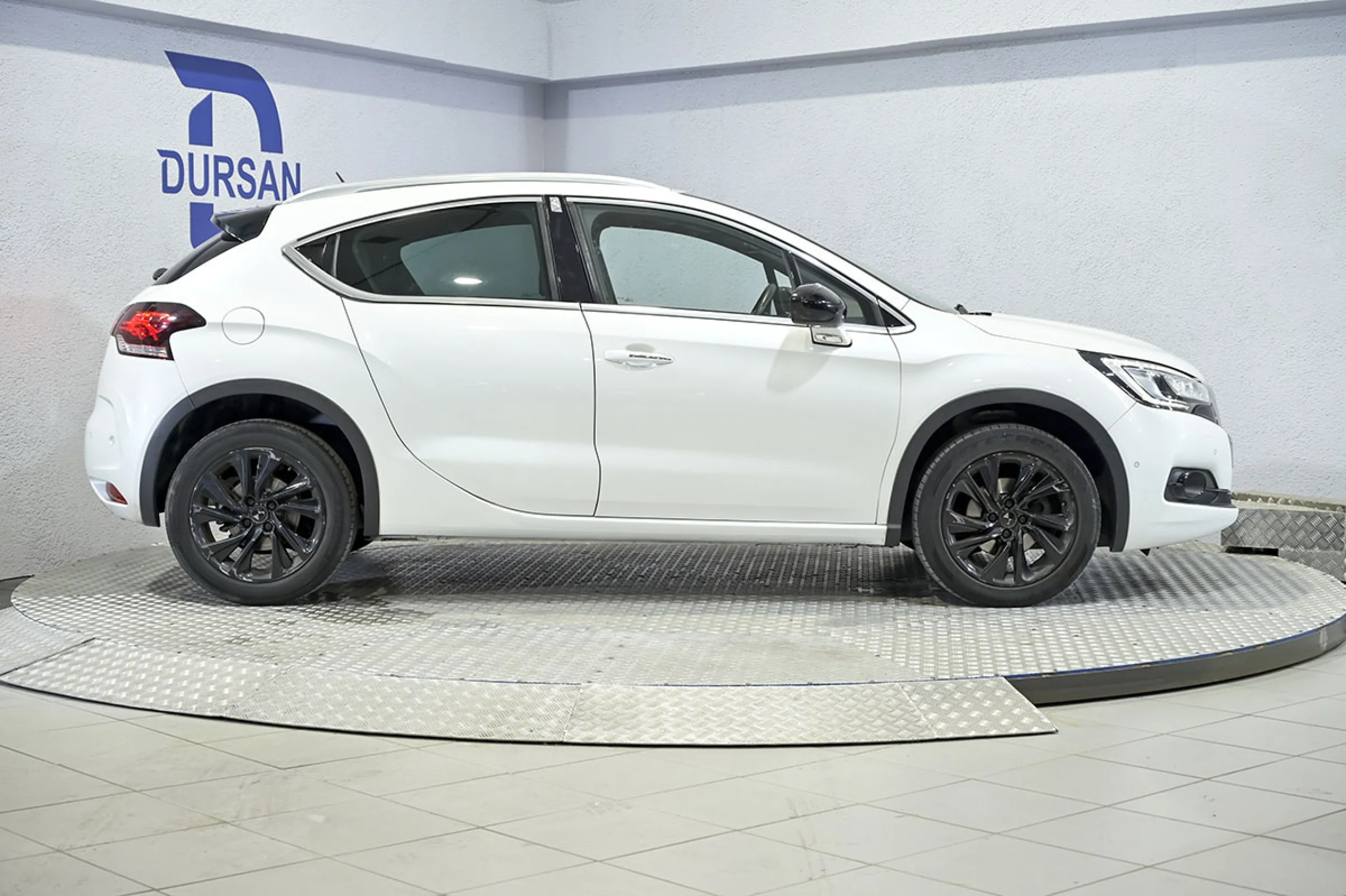 DS DS4 DS 4 Crossback 1.2 PureTech 130cv SS Desire - Foto 20