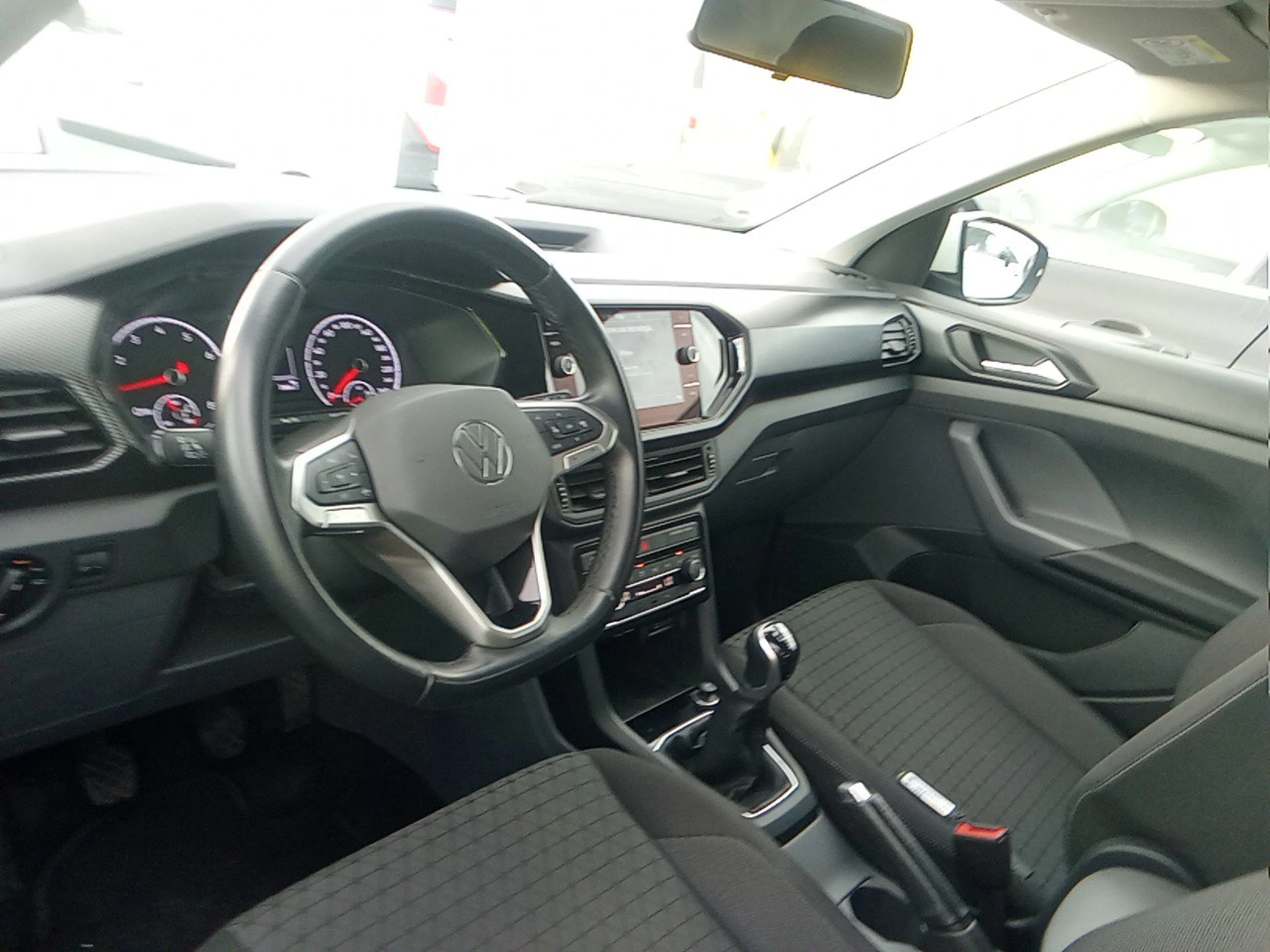 Volkswagen T-CROSS Advance 1.0 TSI 70kW (95CV) - Foto 7