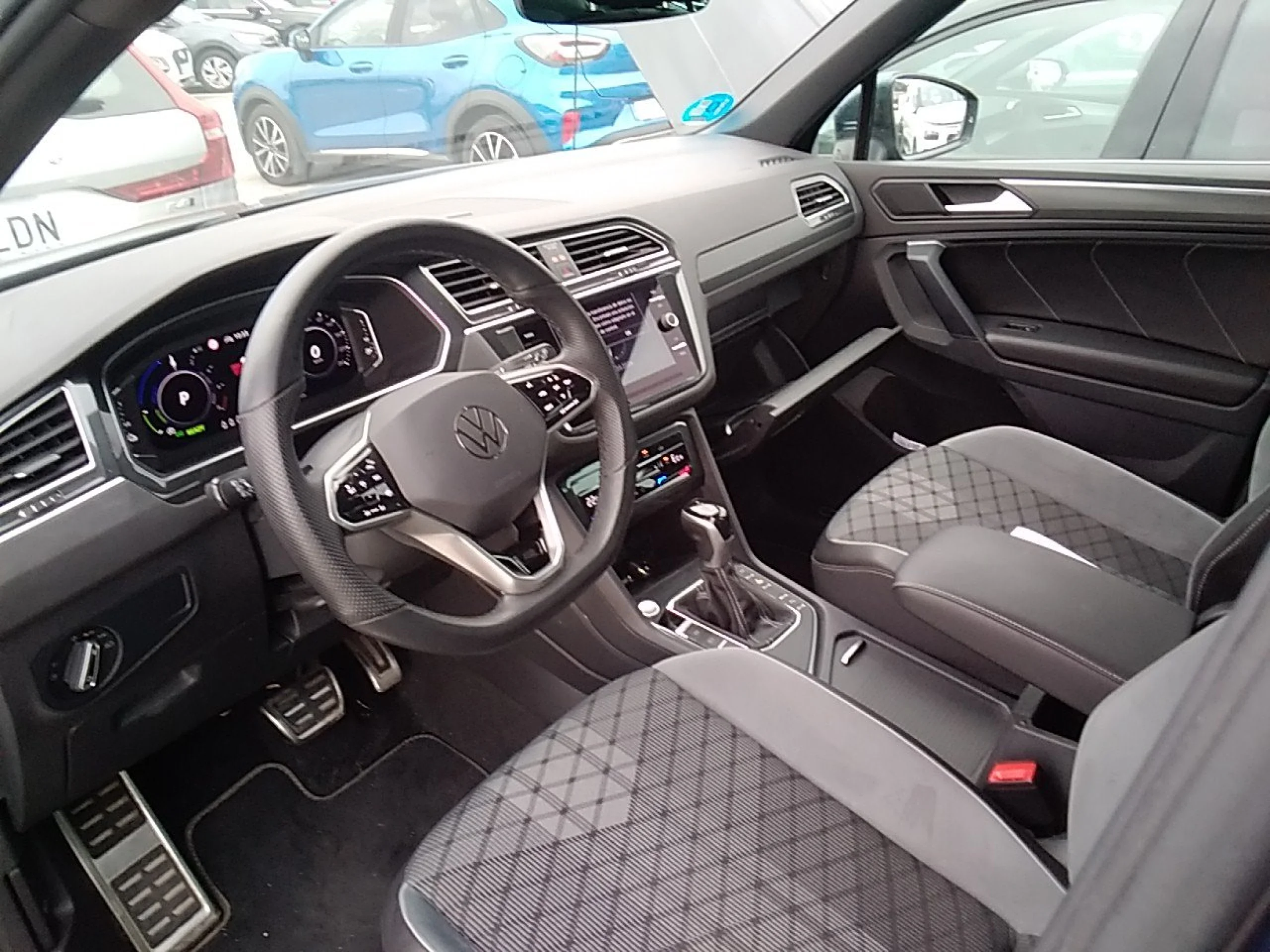 Volkswagen Tiguan R-Line 1.4 TSI eHybrid 180kW (245CV) DSG - Foto 8