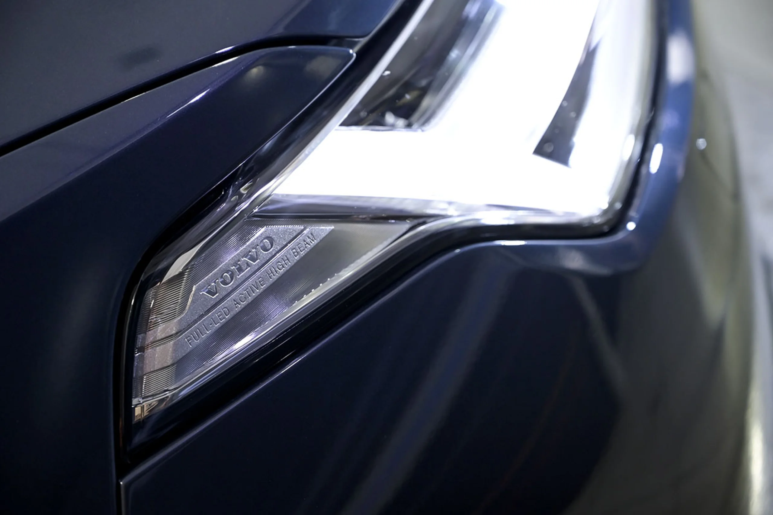 Volvo XC 90 XC90 2.0 B5 D AWD Momentum Pro Auto - Foto 22