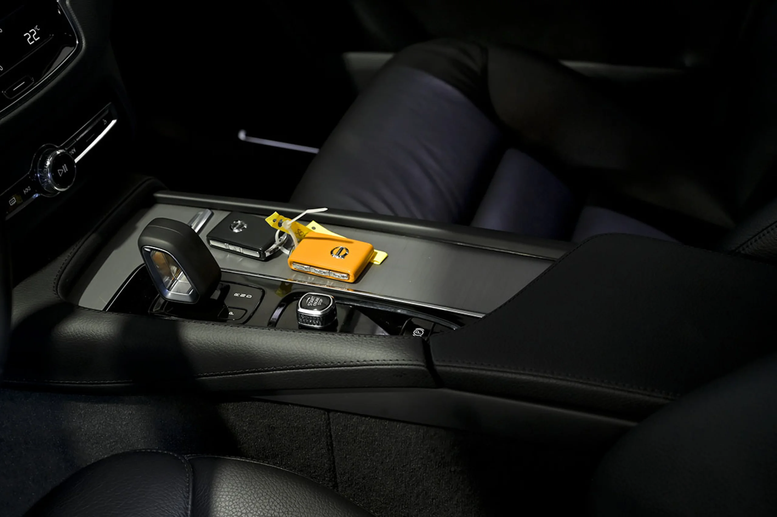 Volvo XC 90 XC90 2.0 B5 D AWD Momentum Pro Auto - Foto 33