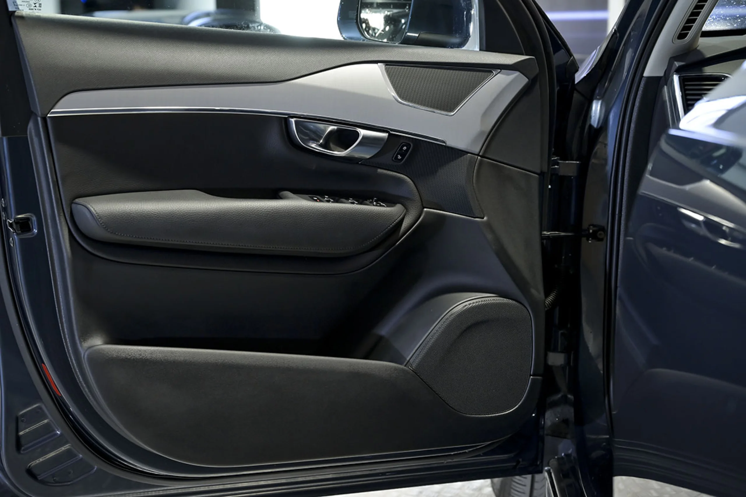 Volvo XC 90 XC90 2.0 B5 D AWD Momentum Pro Auto - Foto 23