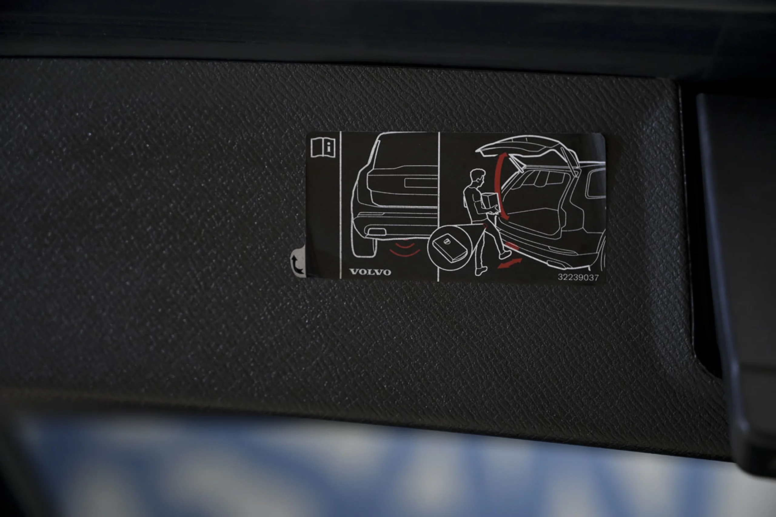 Volvo XC 90 XC90 2.0 B5 D AWD Momentum Pro Auto - Foto 38