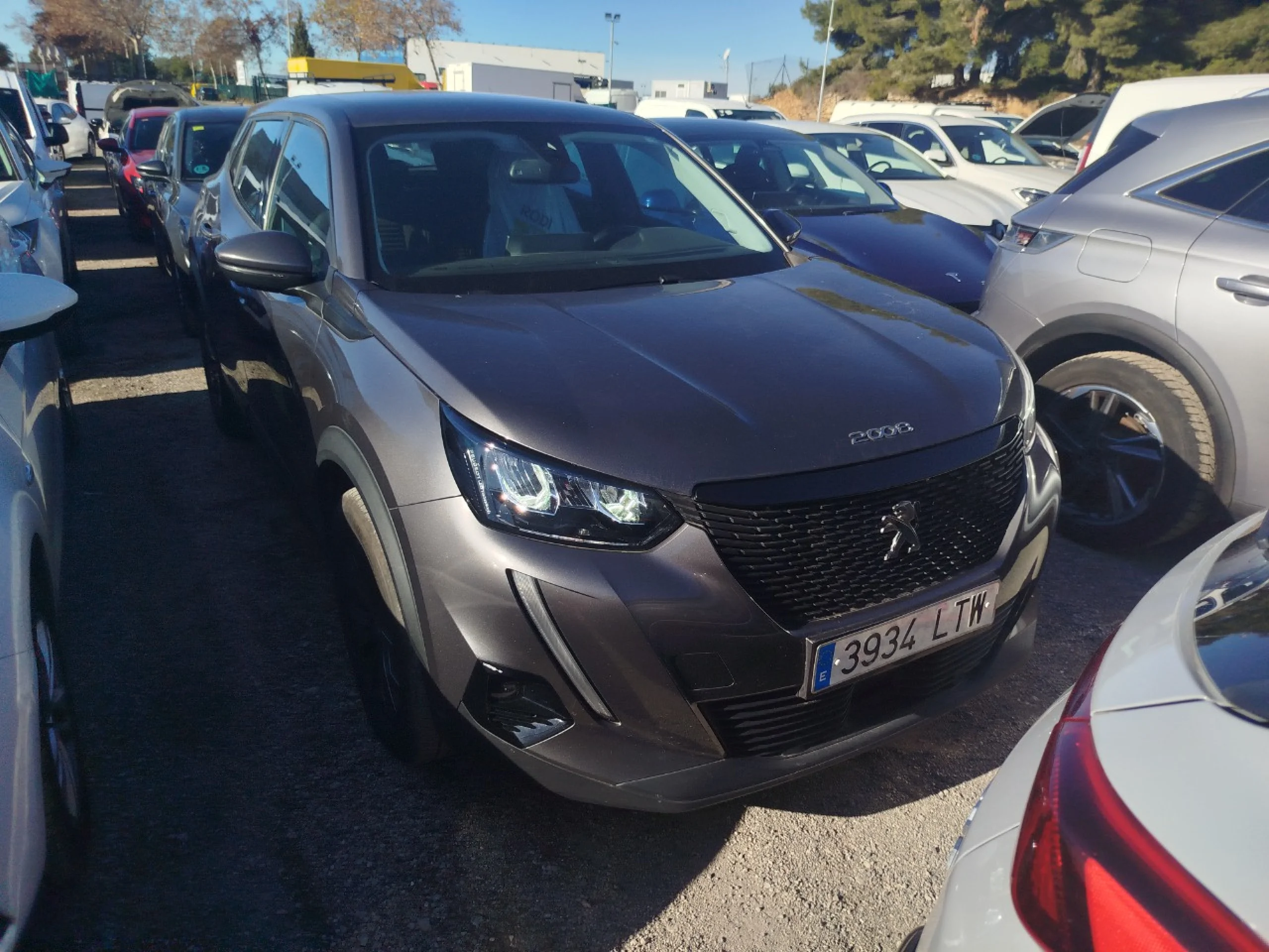 Peugeot 2008 Active Pack BlueHDI 81kW (110CV) - Foto 3