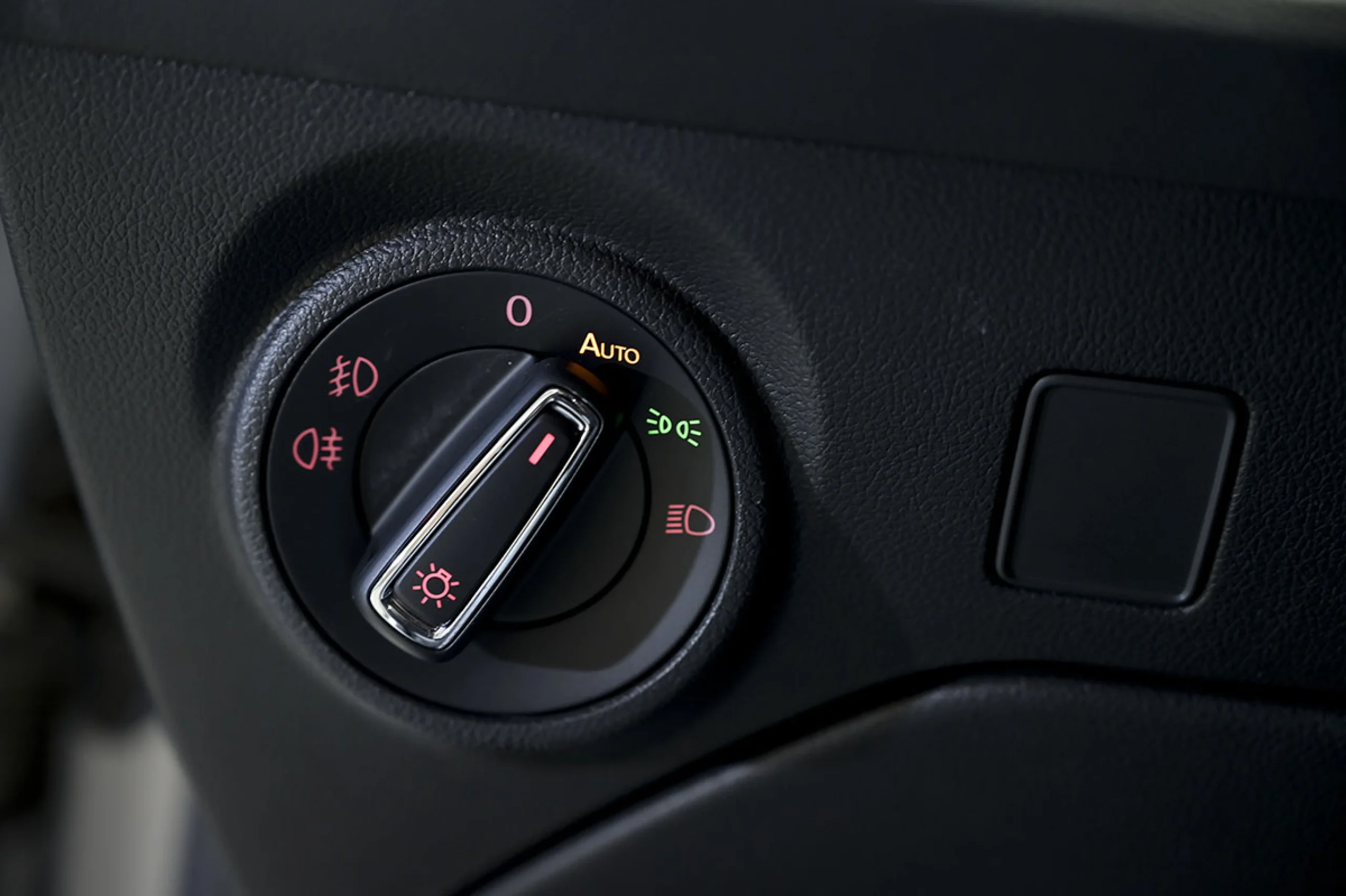 Seat Leon León 1.5 TGI 96kW DSG7 SS Xcellence - Foto 24