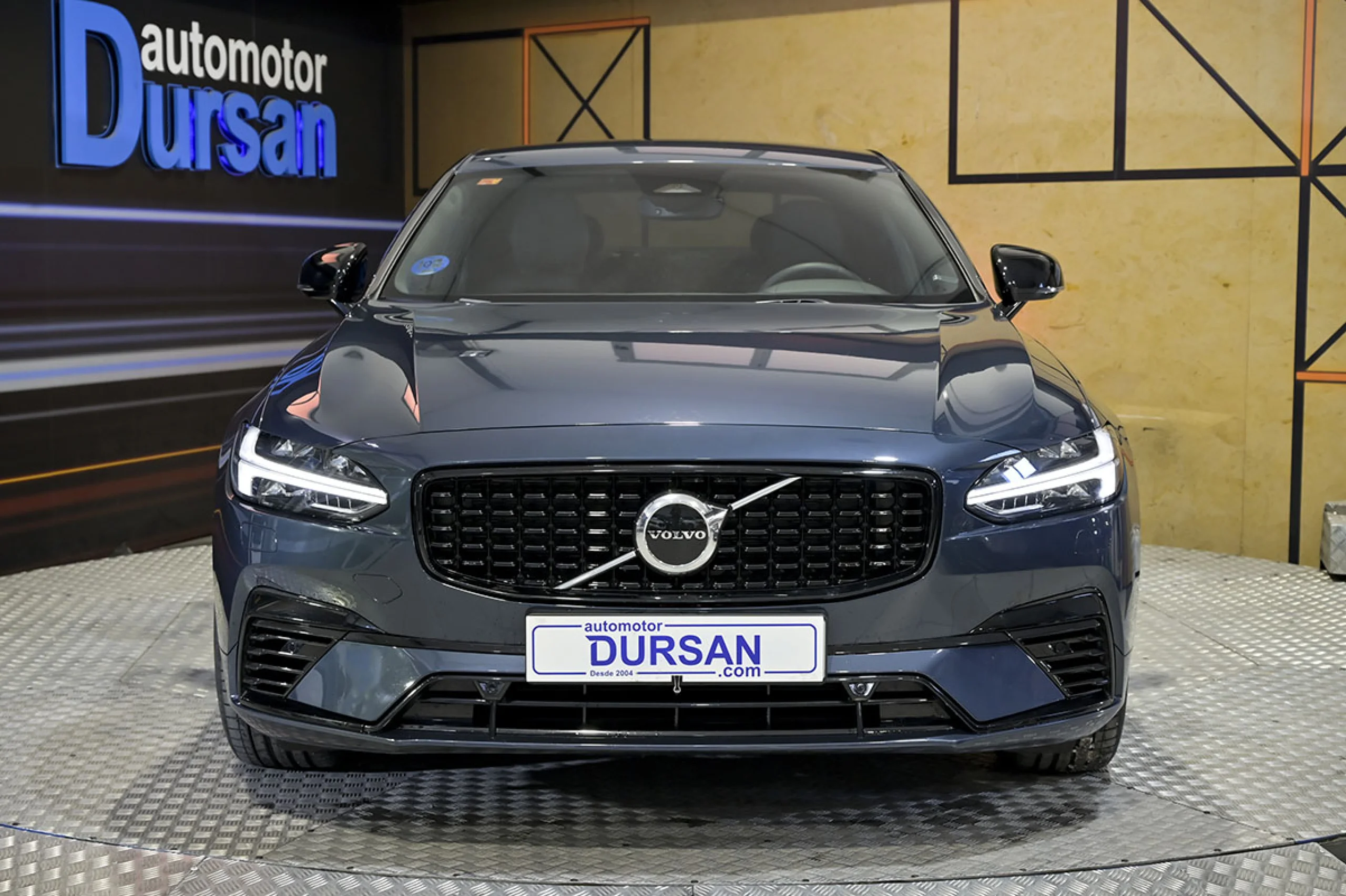 Volvo S90 2.0 T8 Twin AWD Recharge RDesign Auto - Foto 2