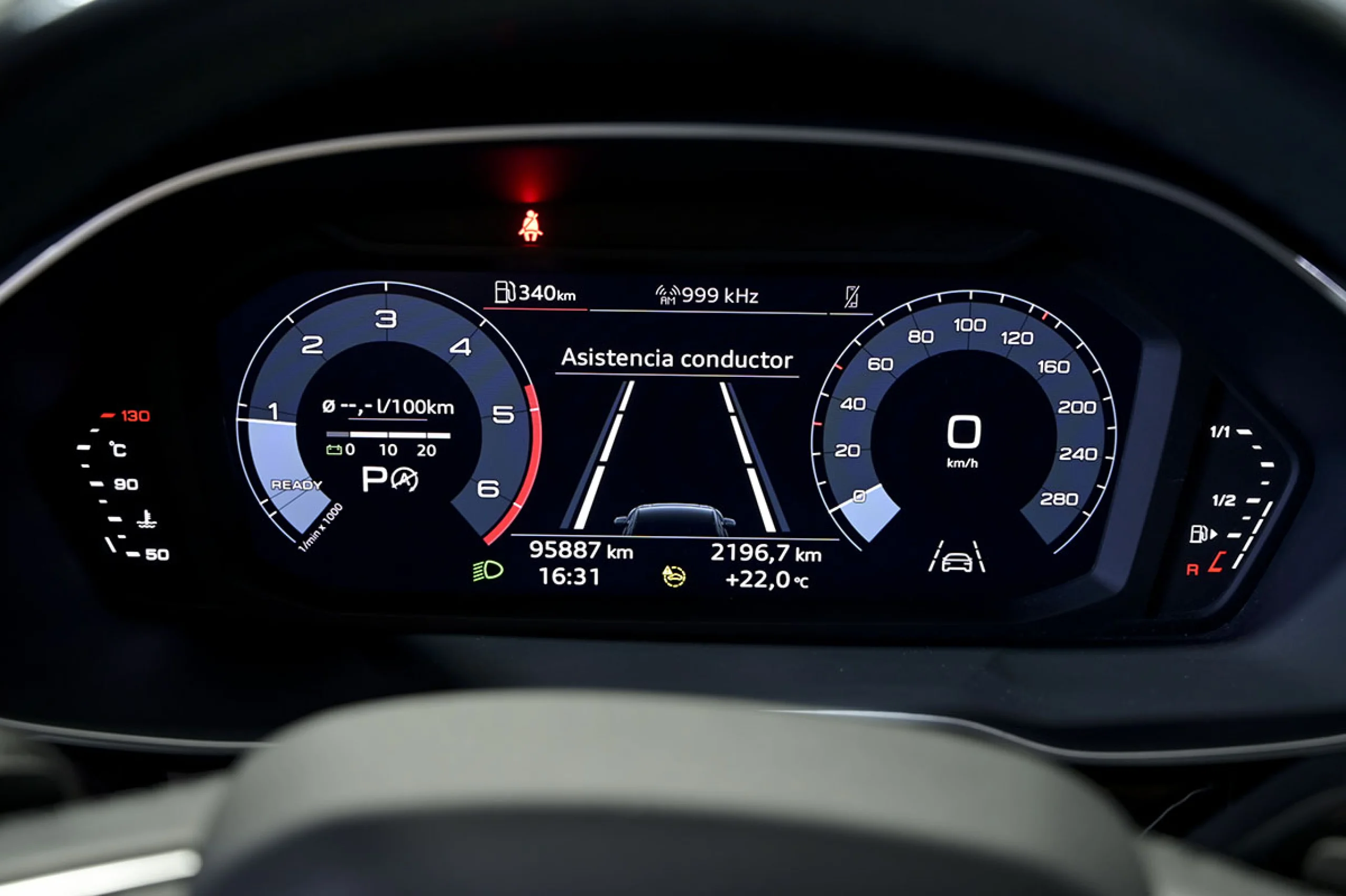 Audi Q3 Q2 Advanced 35 TDI 110kW 150CV S tronic - Foto 7