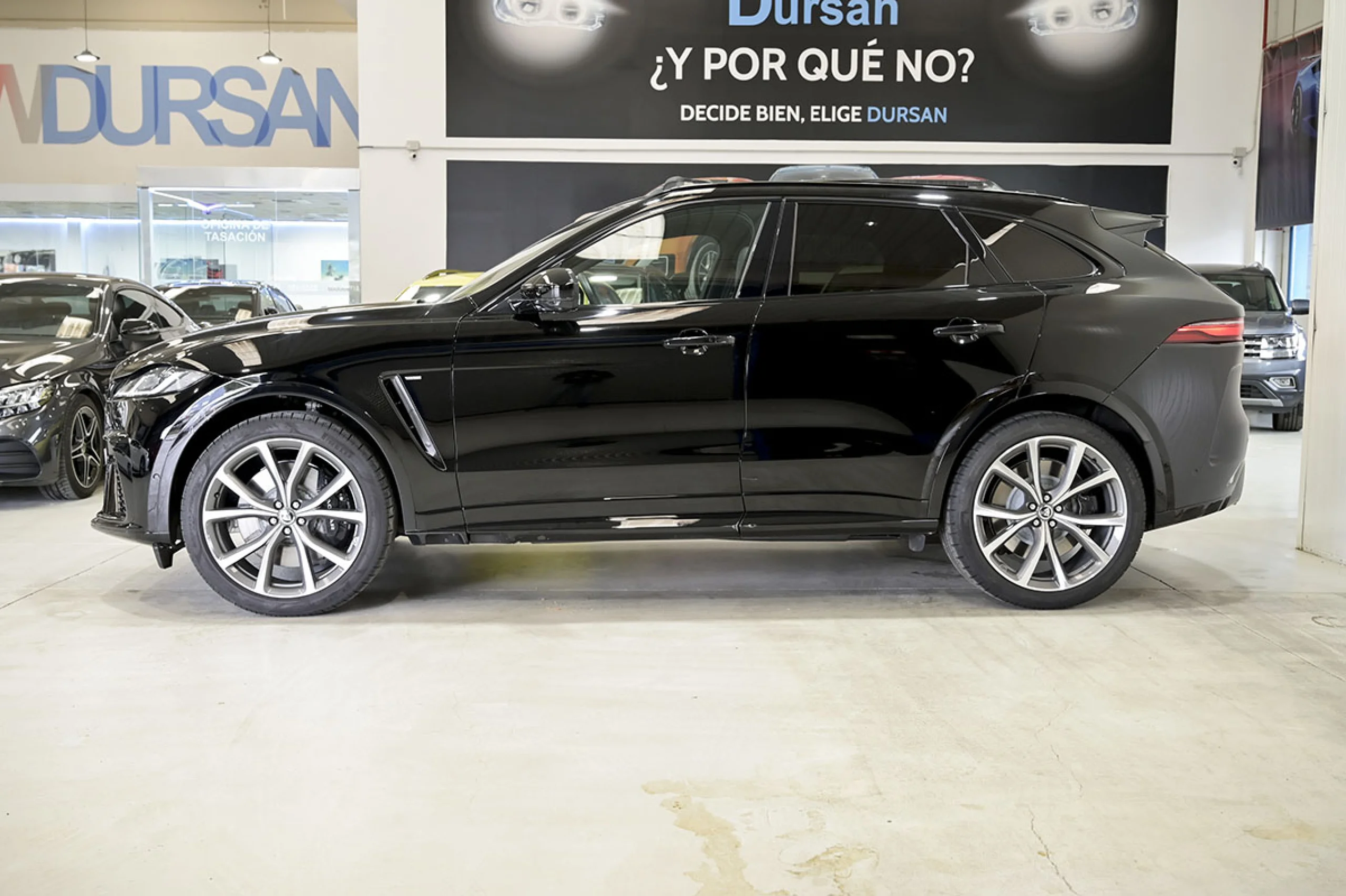 Jaguar F-Pace 5.0 V8 405kW SVR AWD Auto EDITION 1988 - Foto 17