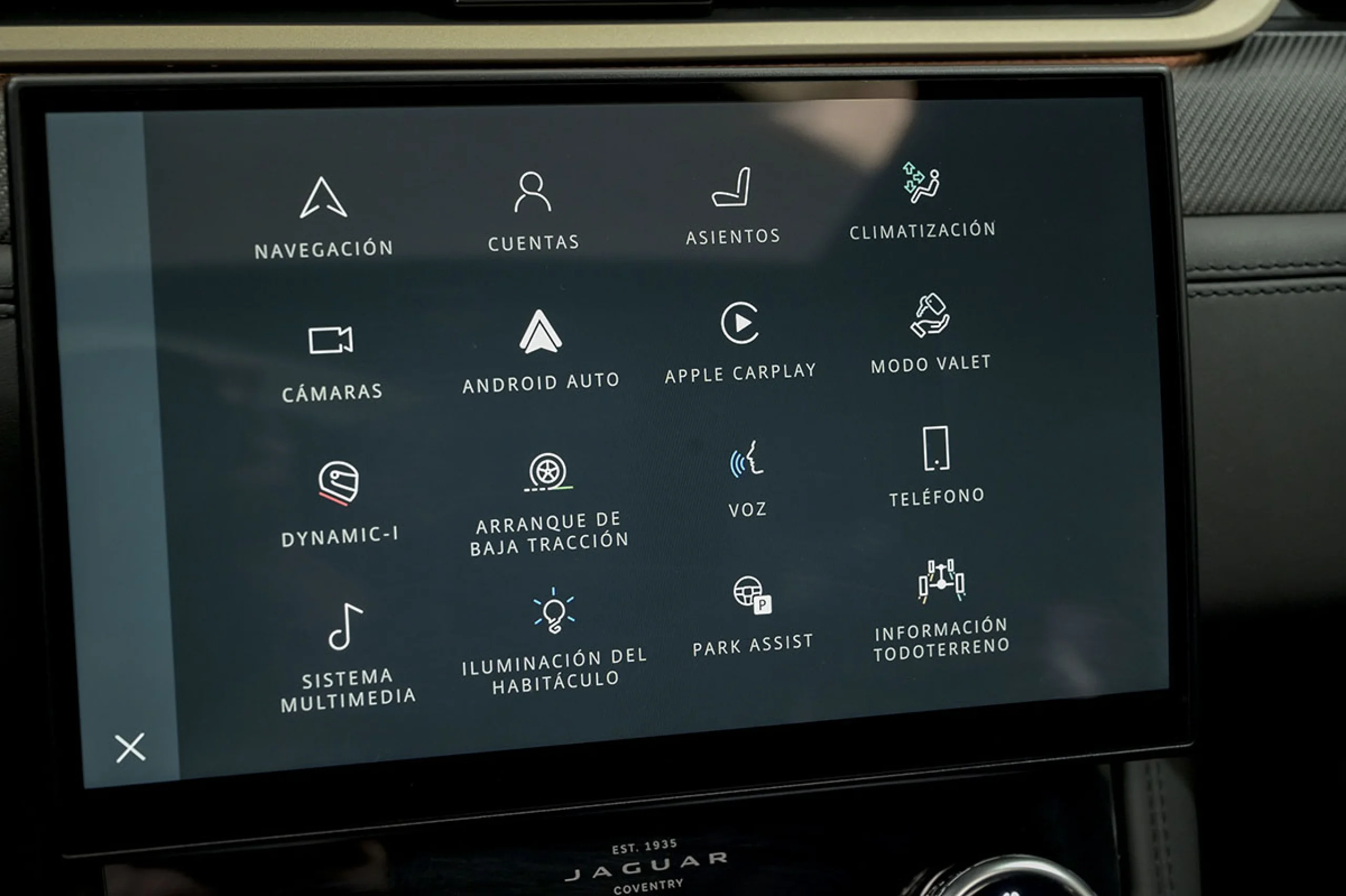 Jaguar F-Pace 5.0 V8 405kW SVR AWD Auto EDITION 1988 - Foto 9