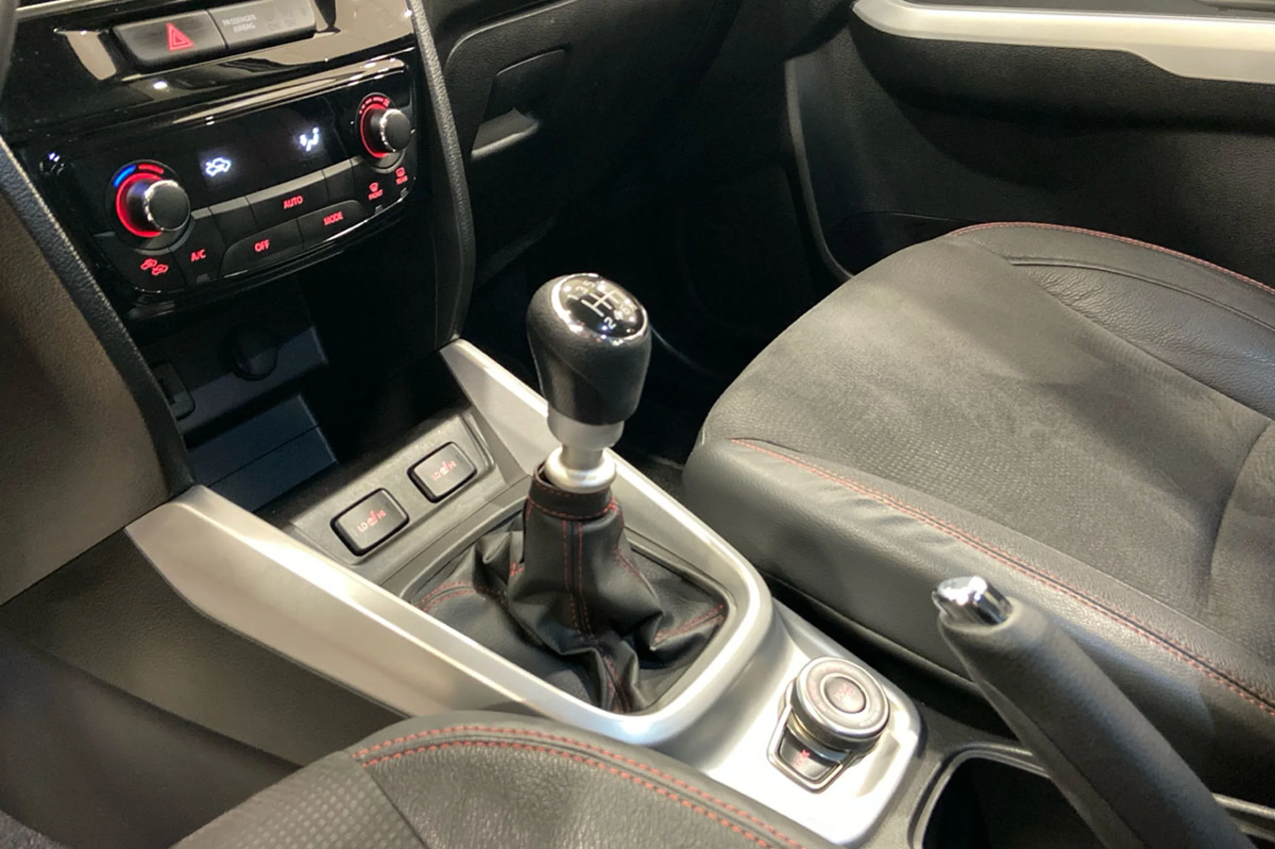 Suzuki Vitara 1.4 T S 4WD - Foto 24