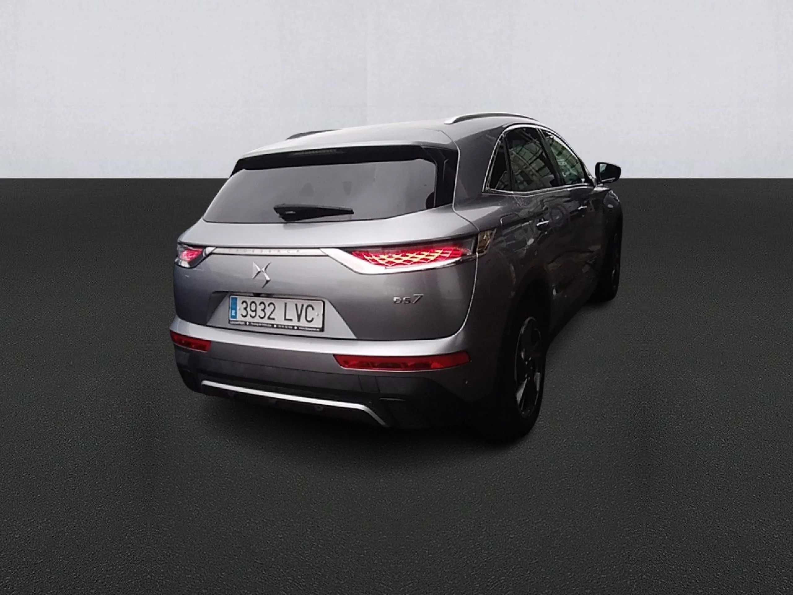 DS DS7 Crossback DS 7 CROSSBACK BlueHDi DE 96kW (130CV) AT Bastille + - Foto 4