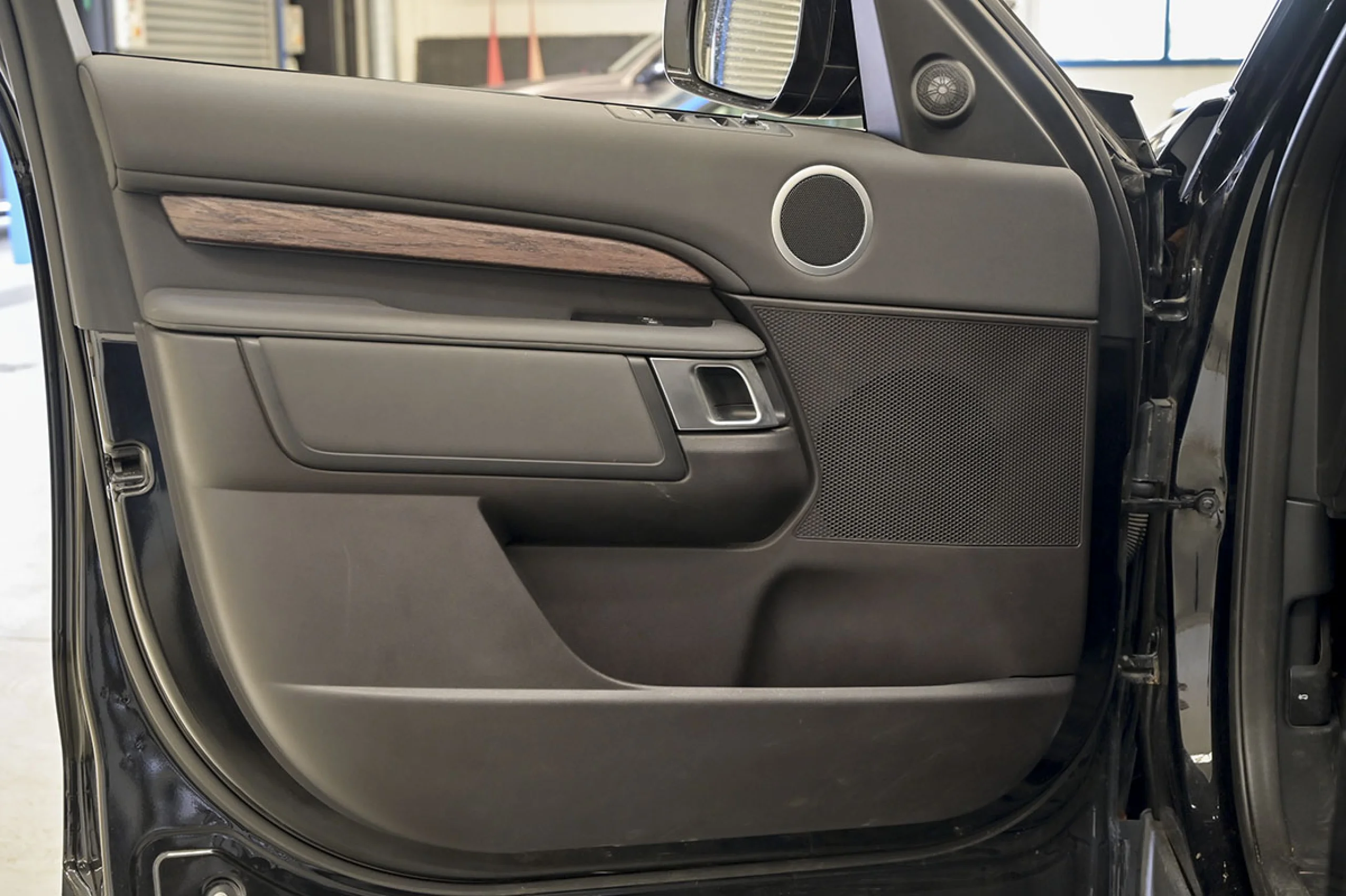 Land Rover Discovery 3.0 TD6 190kW 258CV SE Auto - Foto 17