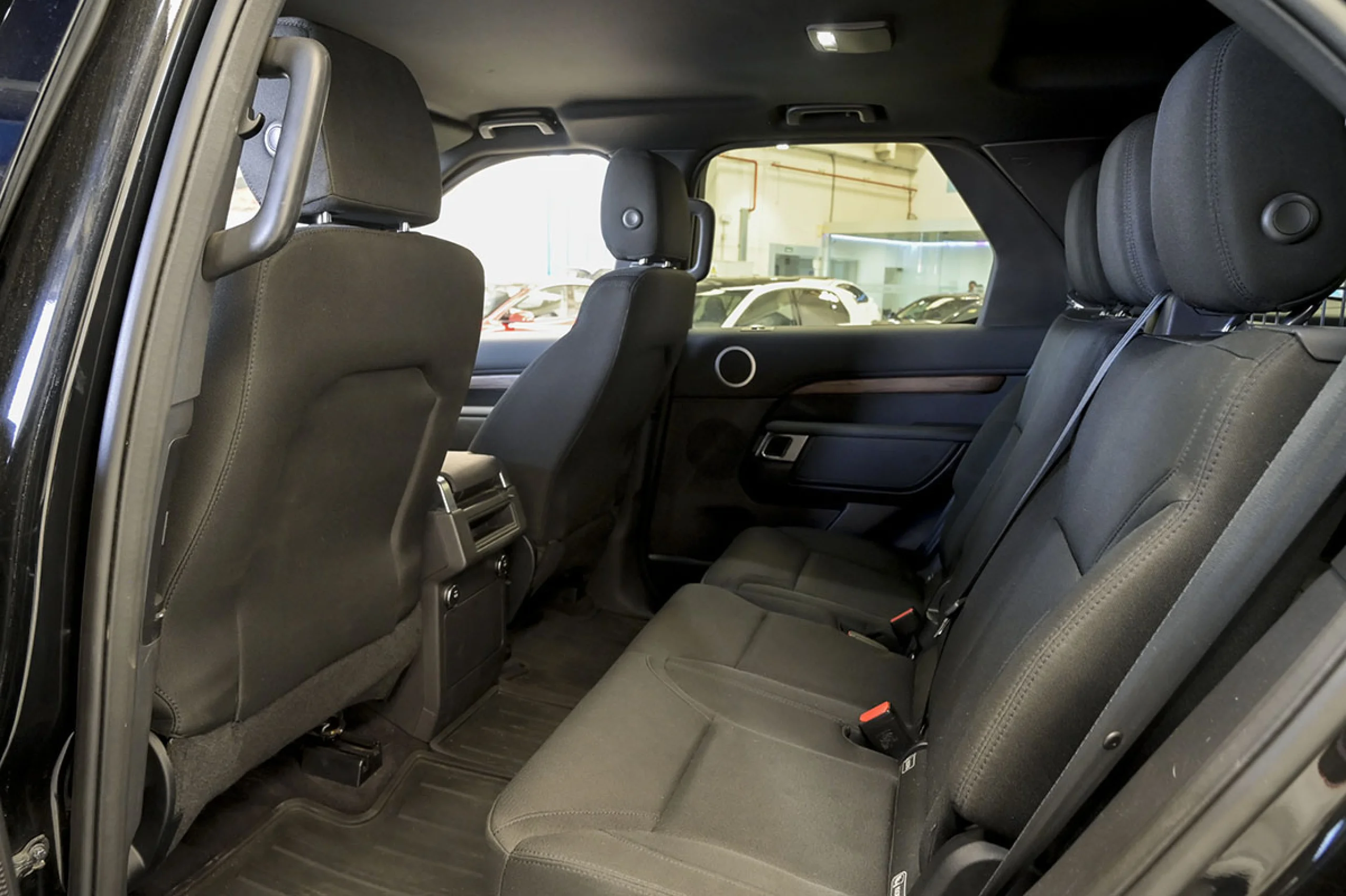 Land Rover Discovery 3.0 TD6 190kW 258CV SE Auto - Foto 12