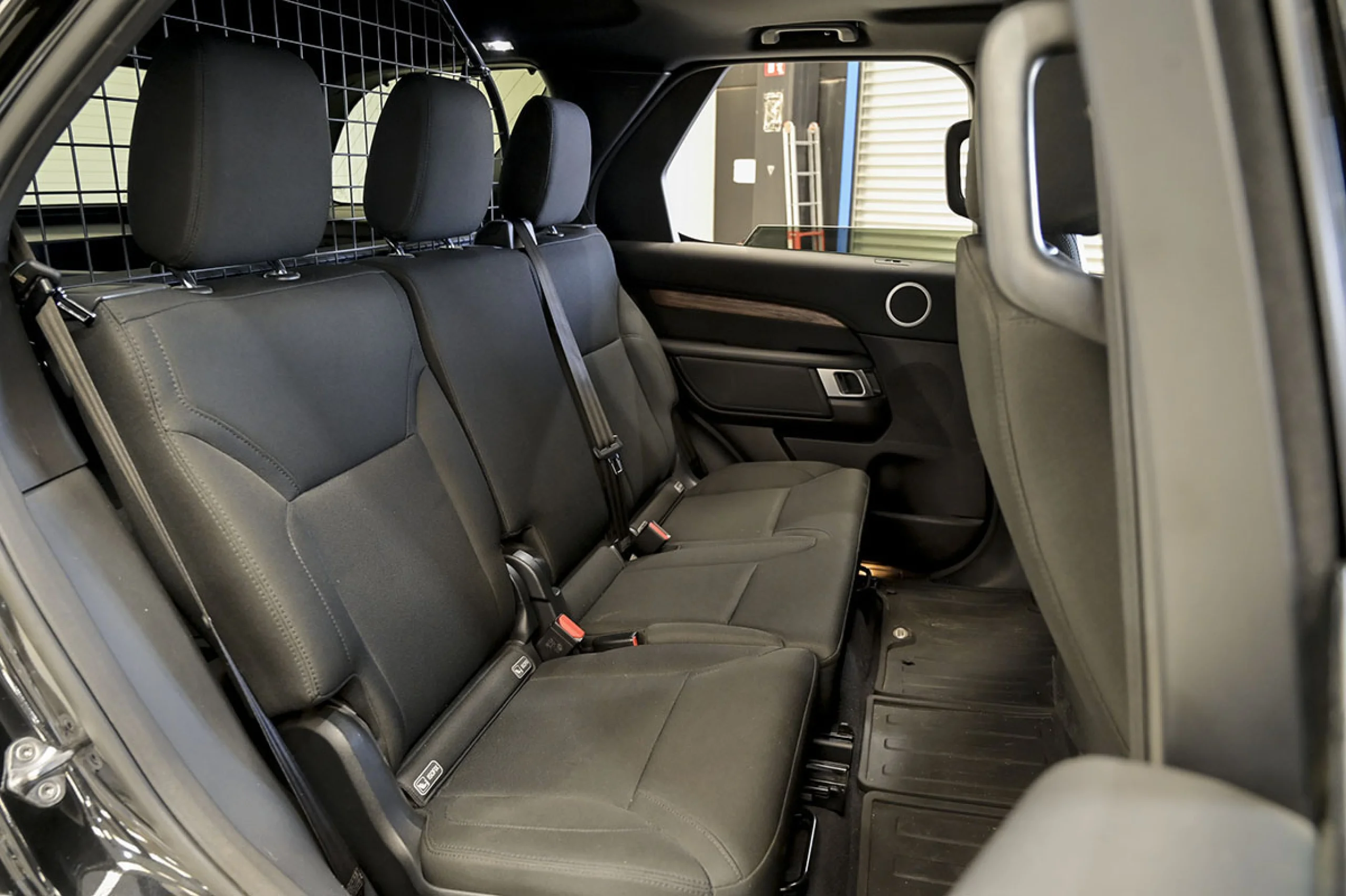 Land Rover Discovery 3.0 TD6 190kW 258CV SE Auto - Foto 14