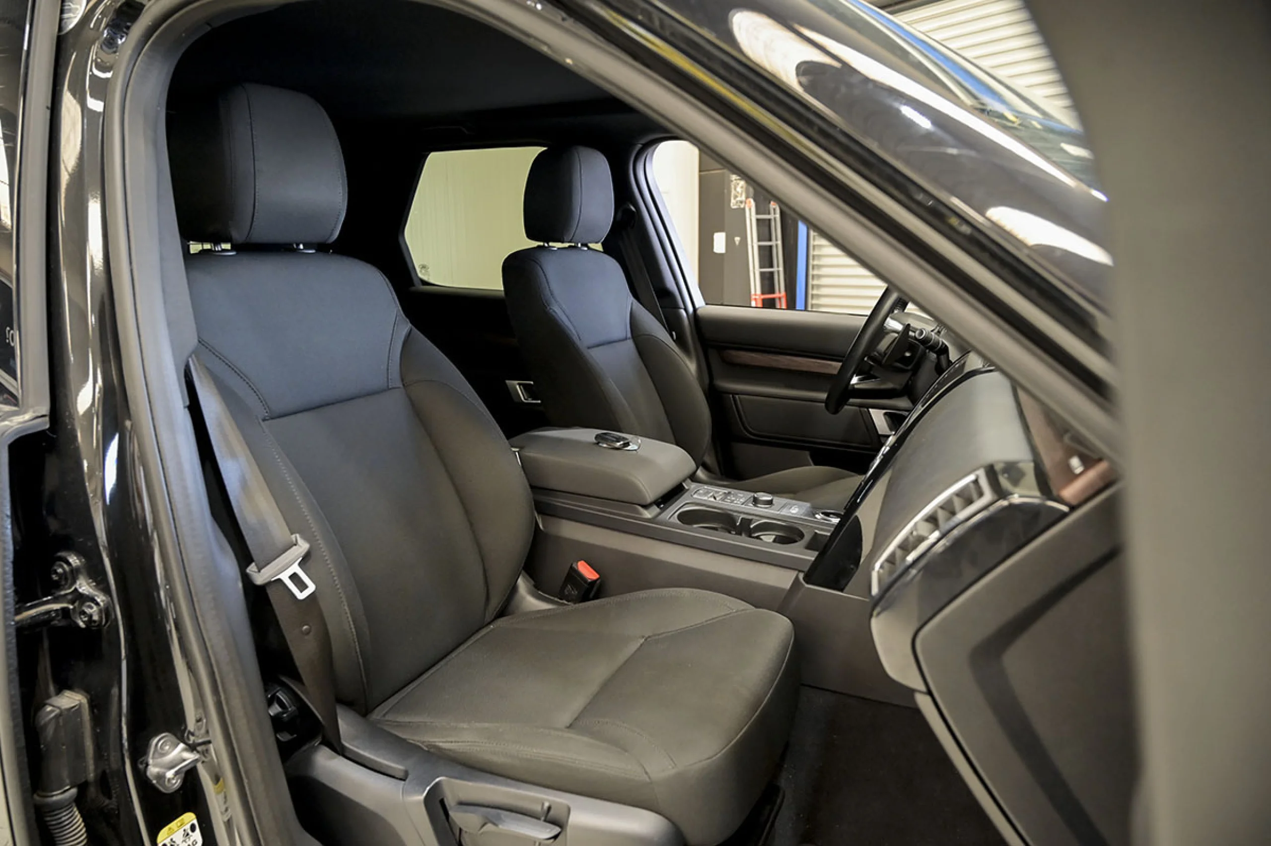 Land Rover Discovery 3.0 TD6 190kW 258CV SE Auto - Foto 38