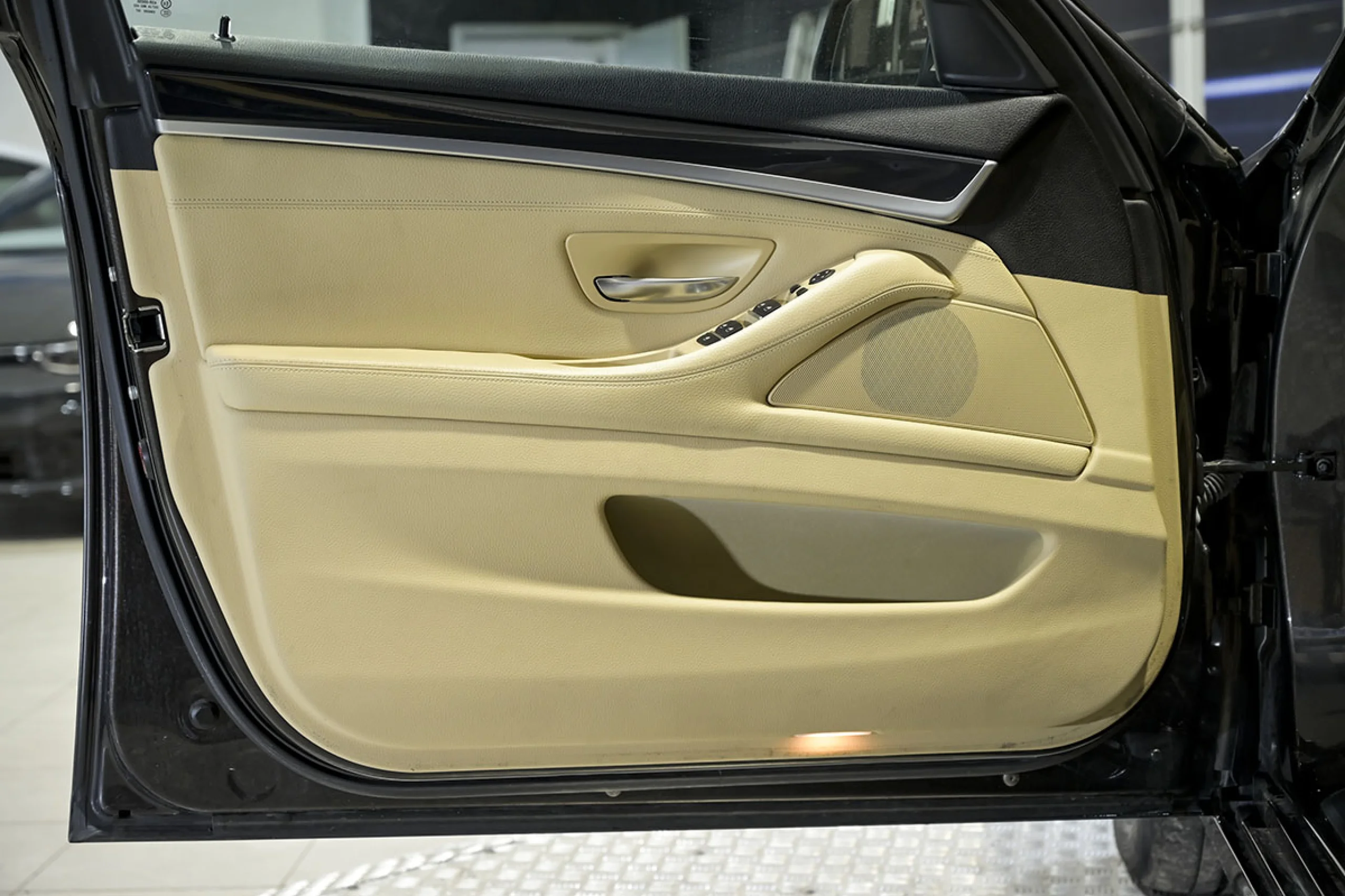 BMW 535 Serie 5 535iA xDrive - Foto 21