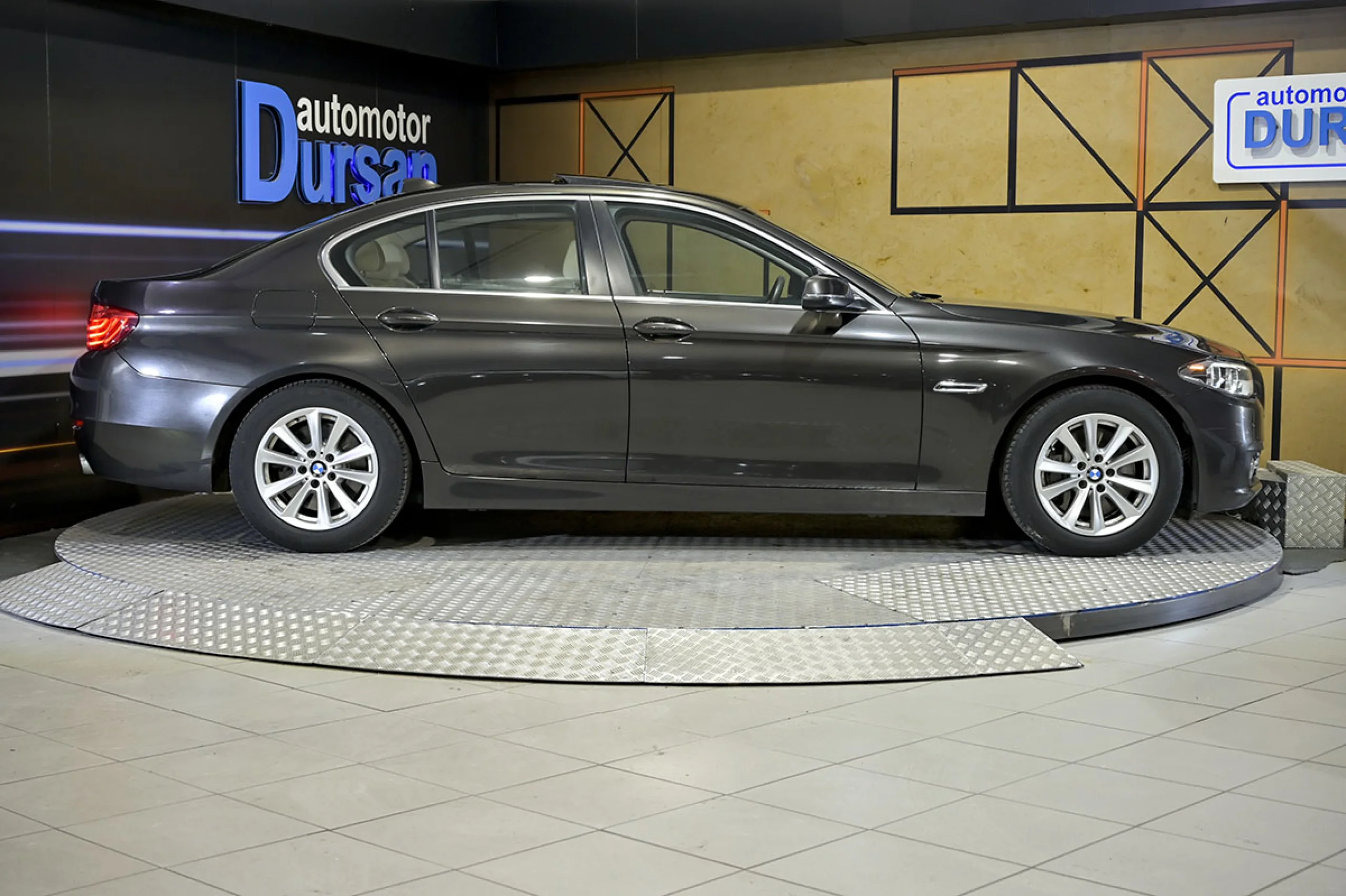 BMW 535 Serie 5 535iA xDrive - Foto 19