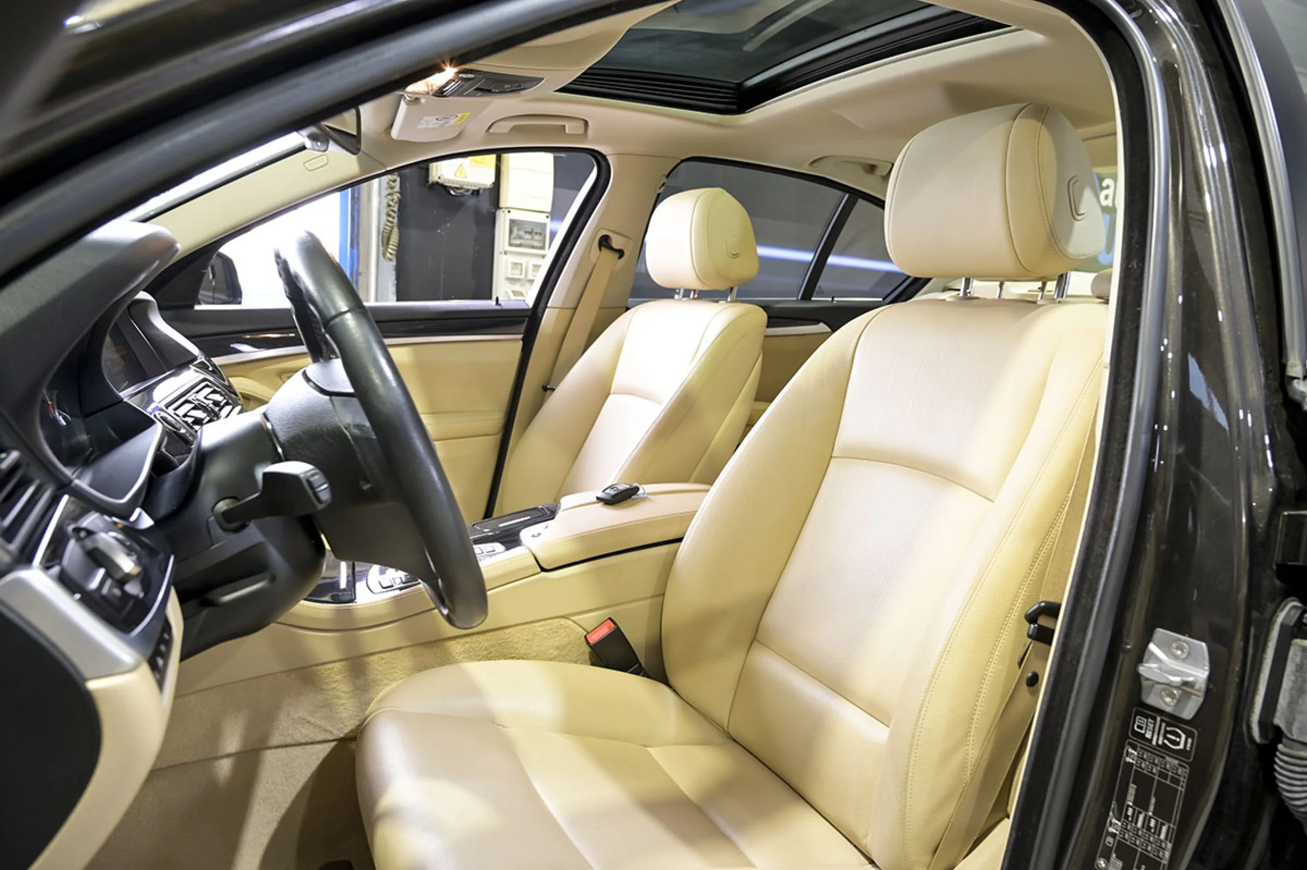 BMW 535 Serie 5 535iA xDrive - Foto 25