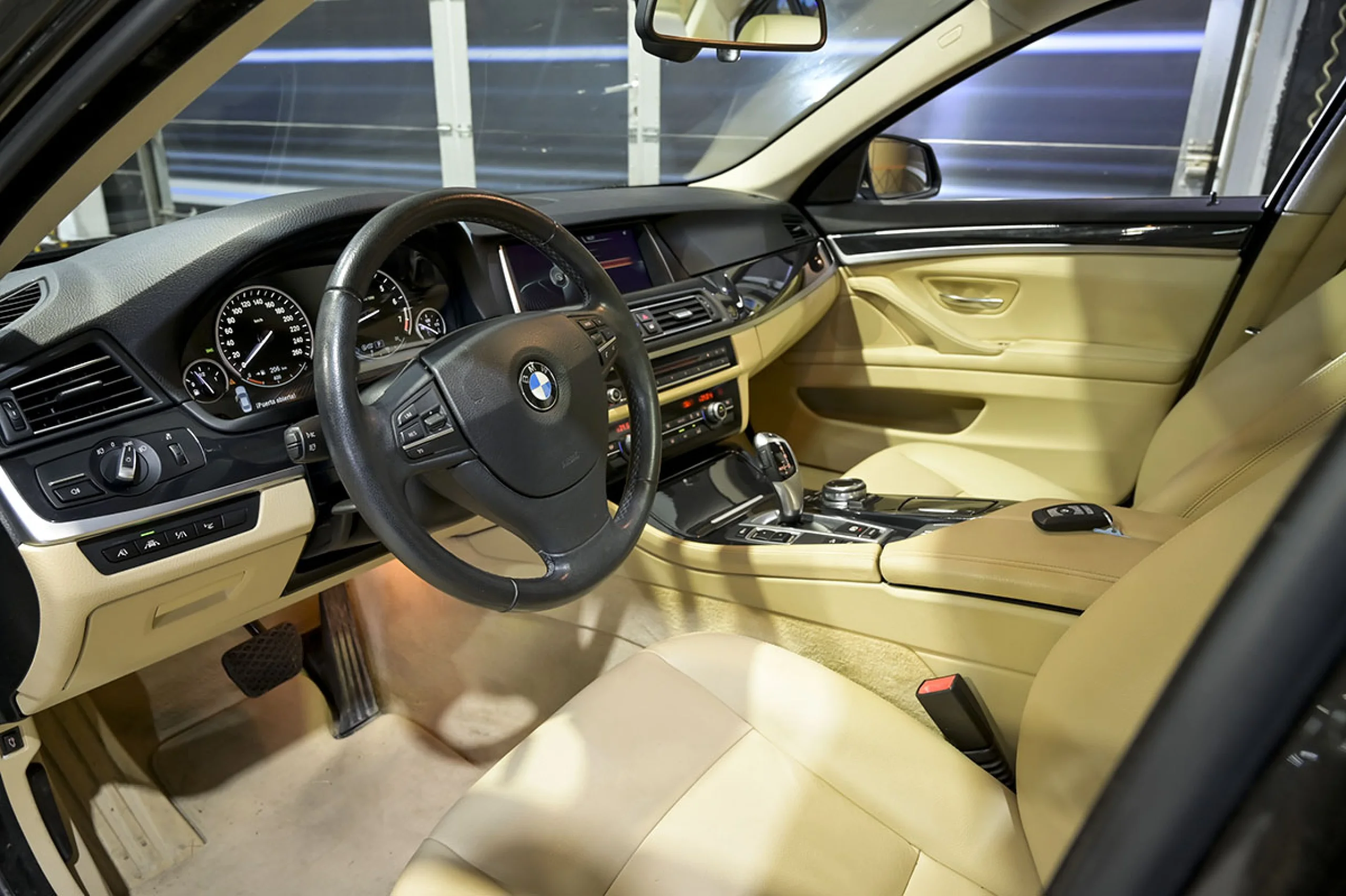 BMW 535 Serie 5 535iA xDrive - Foto 6