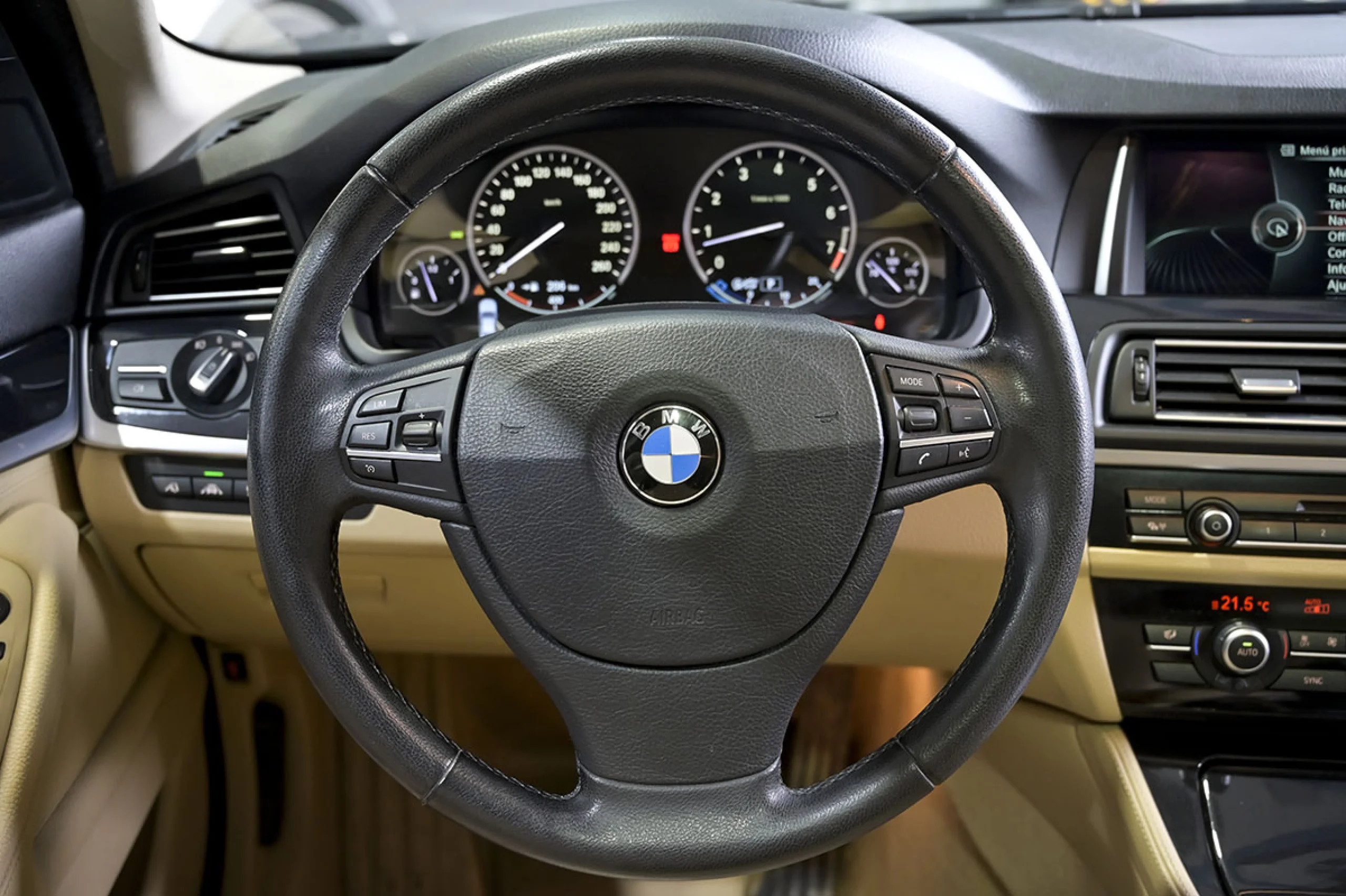 BMW 535 Serie 5 535iA xDrive - Foto 36