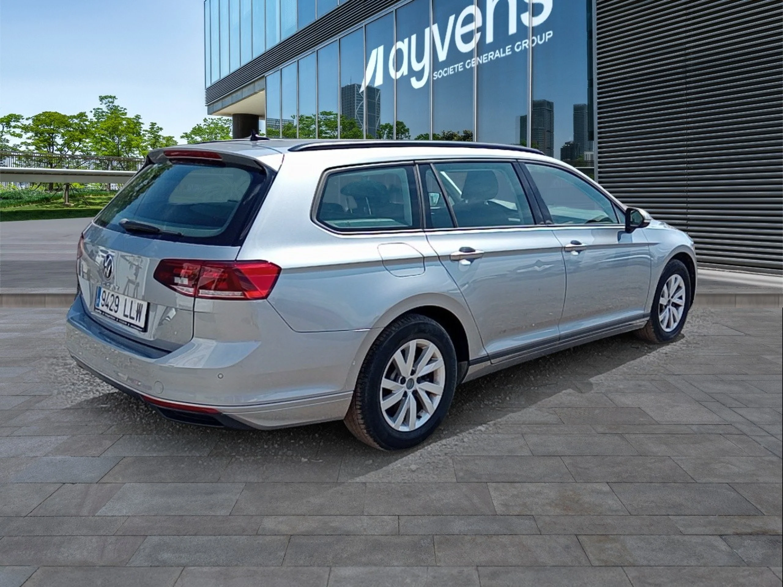 Volkswagen Passat Variant Business 1.6 TDI 88kW DSG - Foto 4