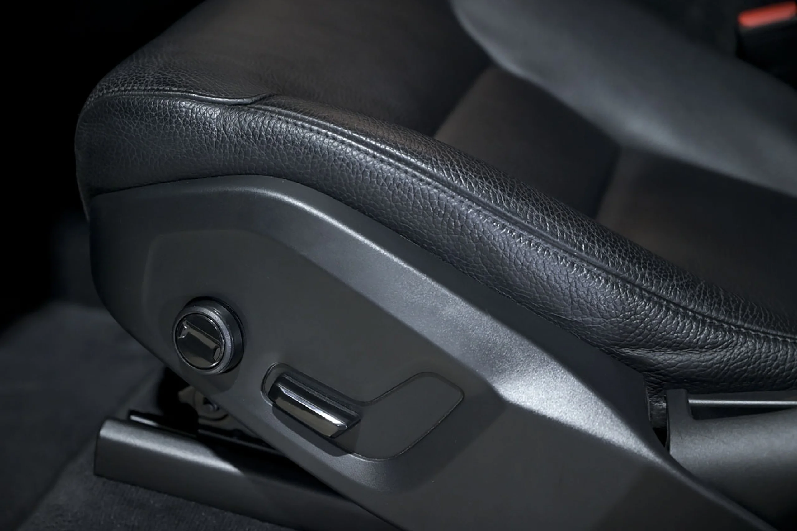 Volvo XC 90 XC90 2.0 B5 D AWD Momentum Pro Auto - Foto 26