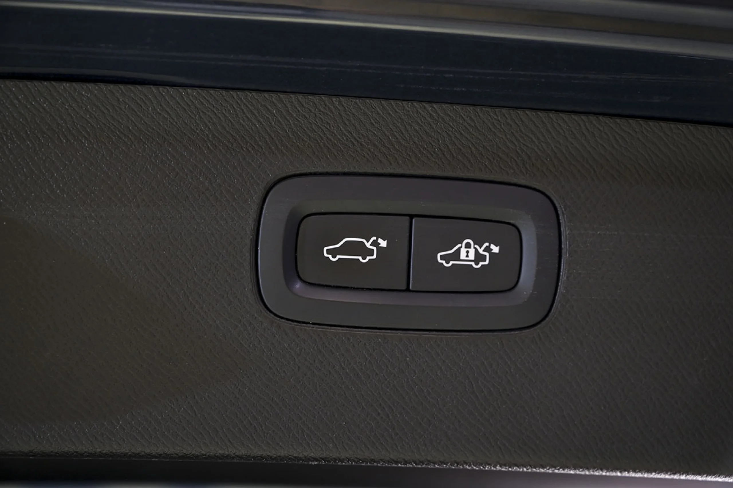 Volvo XC 90 XC90 2.0 B5 D AWD Momentum Pro Auto - Foto 39