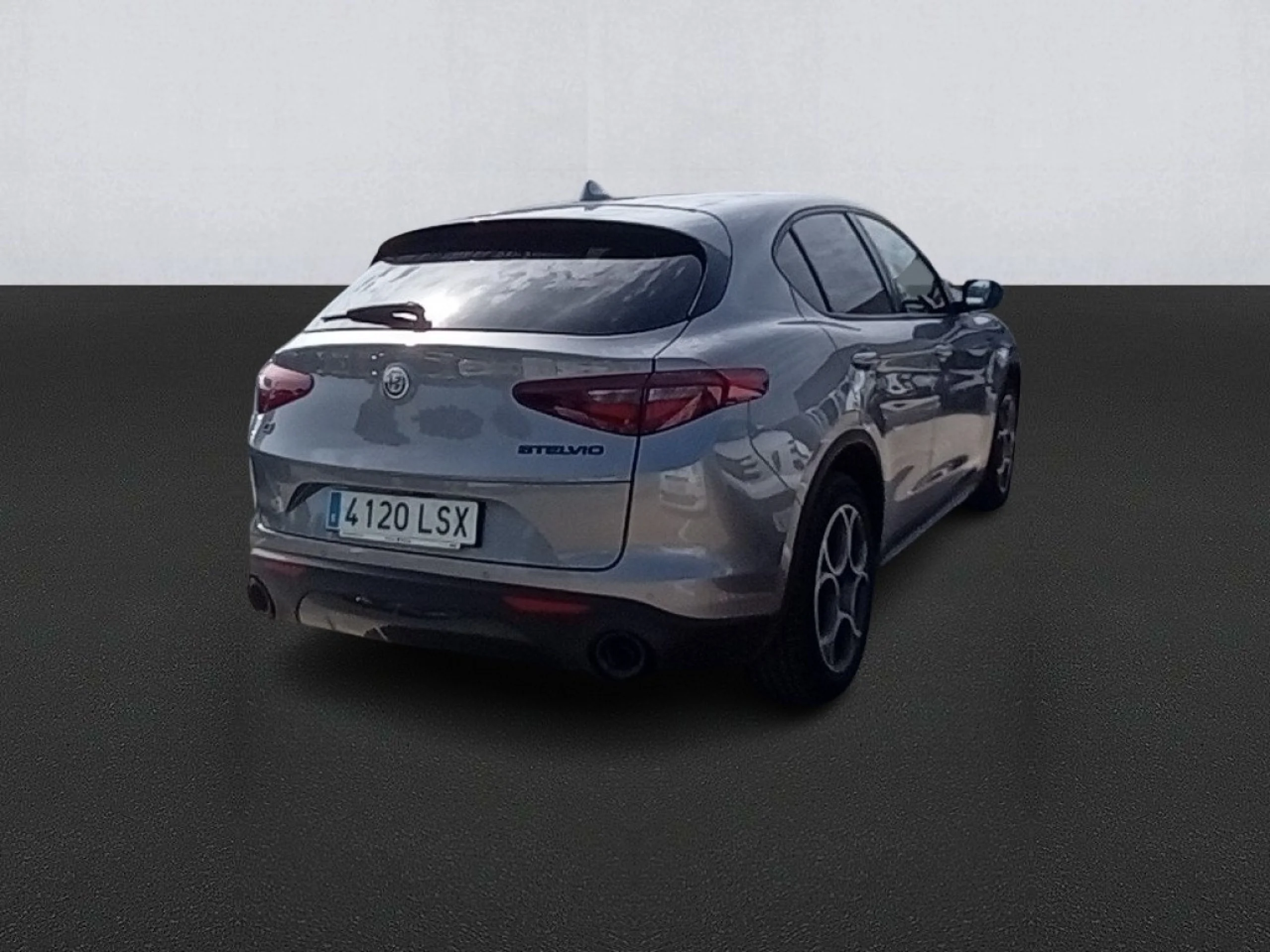 Alfa Romeo Stelvio 2.2 Diésel 140kW (190CV) Sprint+ Q4 - Foto 4