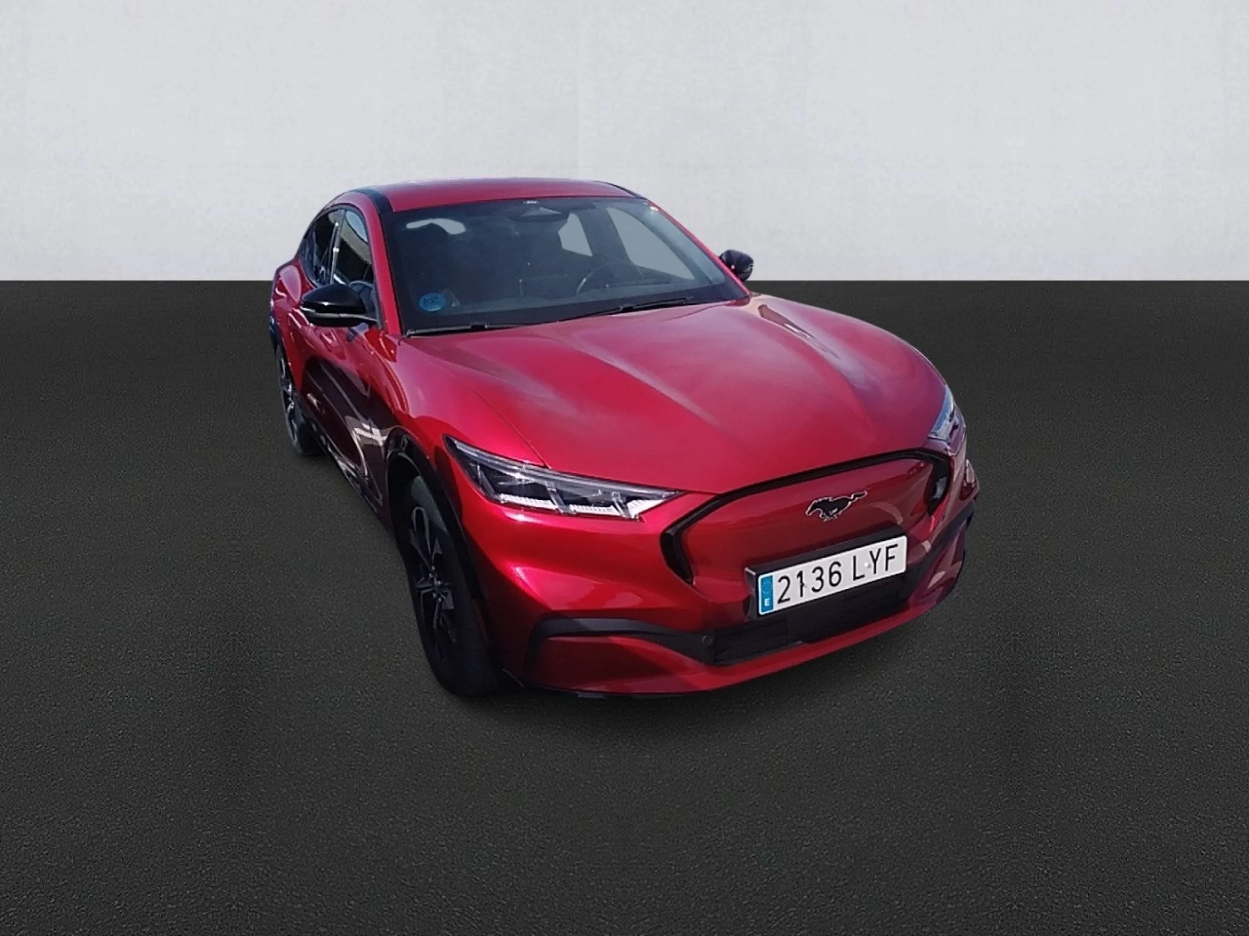 Ford MUSTANG MACH-E AWD 258kW Batería 98.8Kwh - Foto 3