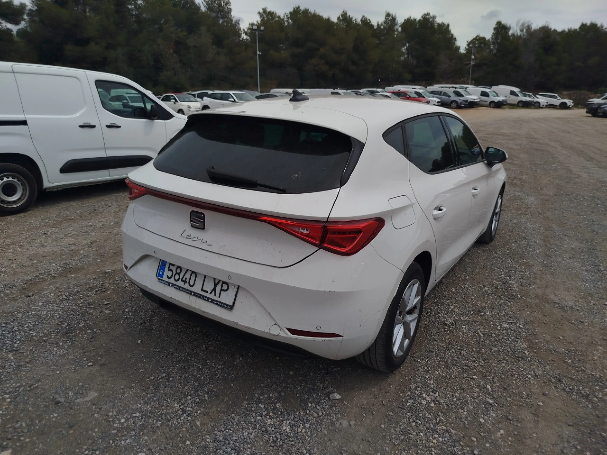 Seat Leon 2.0 TDI 85kW S&amp;S Style Go - Foto 4