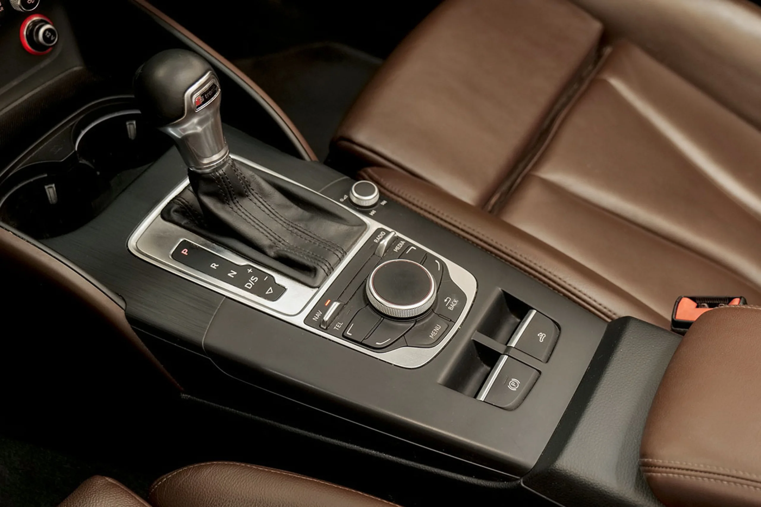 Audi A3 Cabrio 2.0 TDI clean 150CV S tr - Foto 32