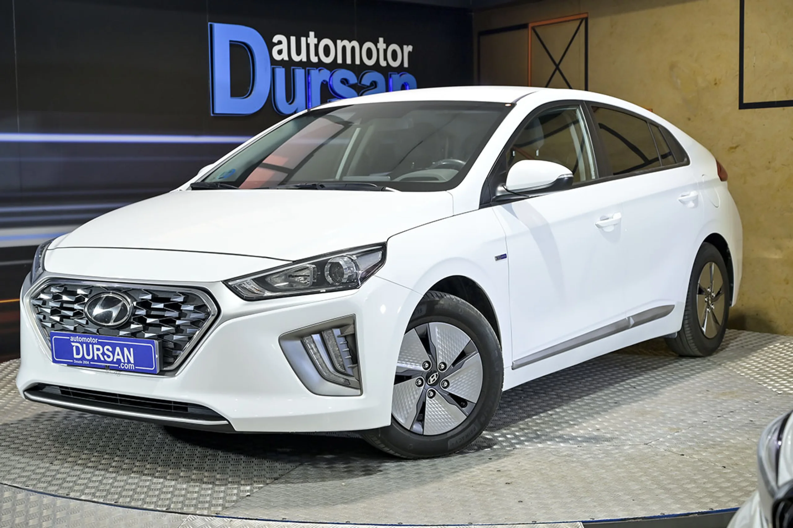 Hyundai Ioniq 1.6 GDI HEV Klass DT - Foto 1