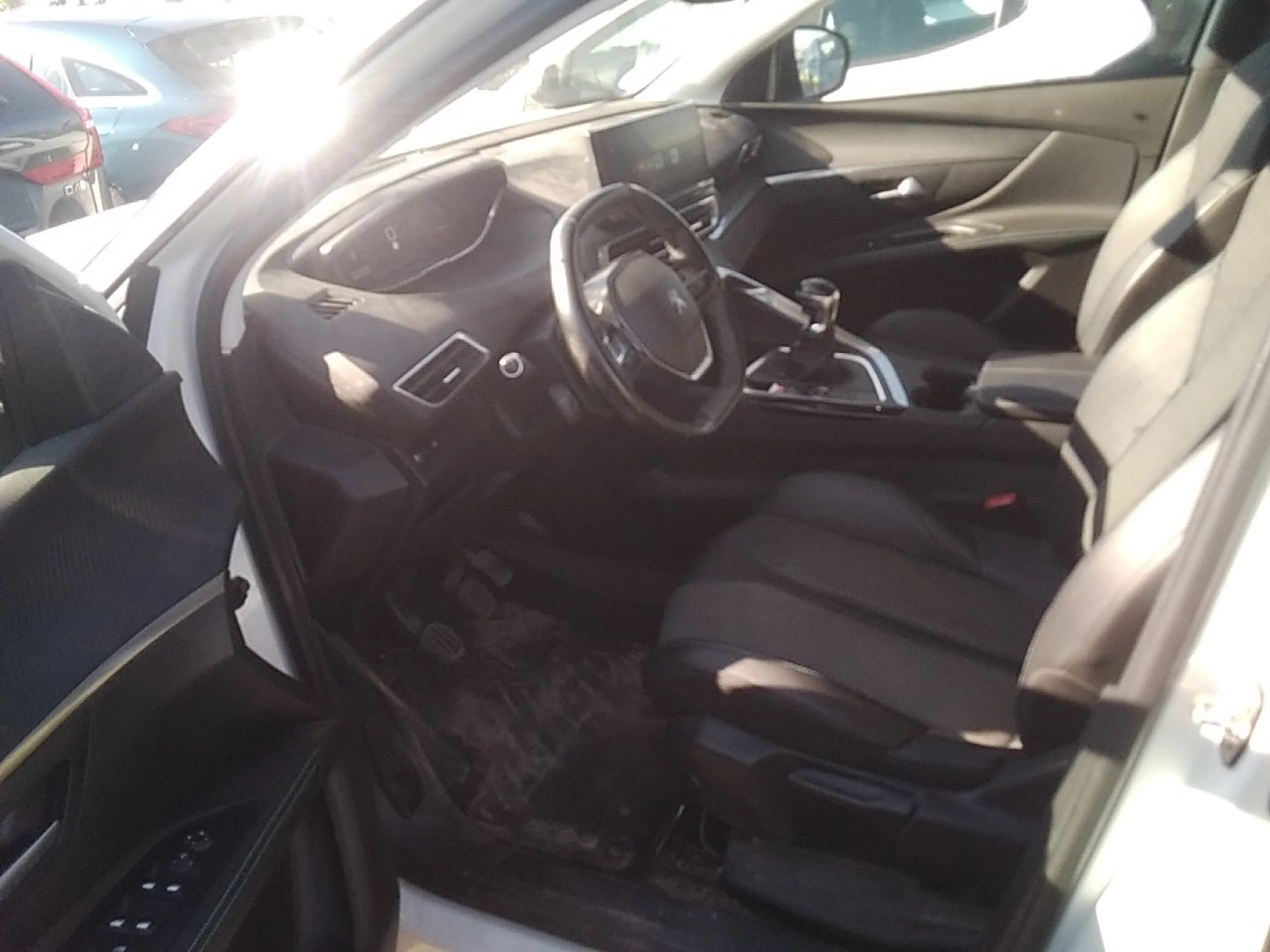 Peugeot 5008 1.5 BlueHDi 96kW (130CV) S&amp;S Allure - Foto 7