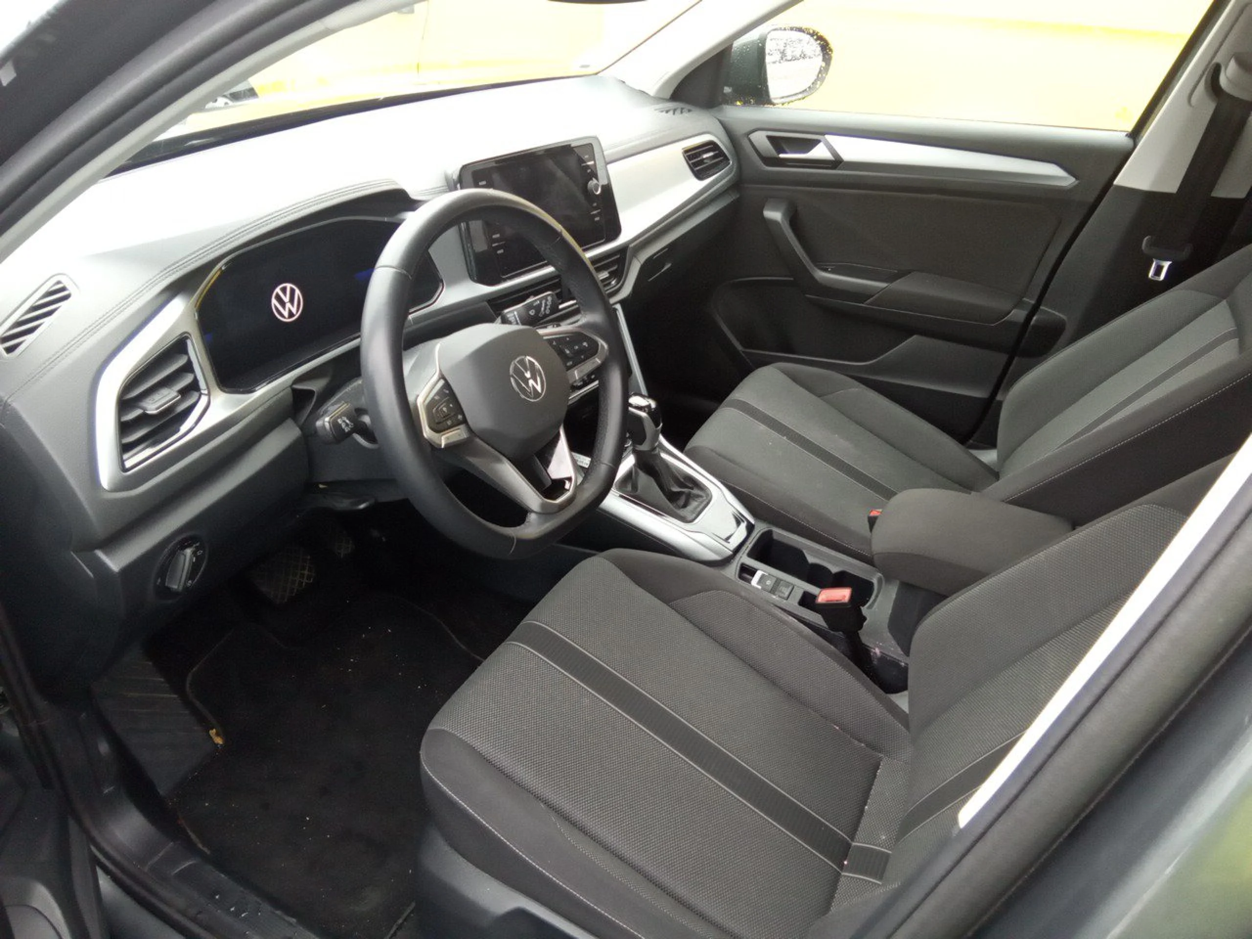 Volkswagen T-Roc Life 1.5 TSI 110kW (150CV) DSG - Foto 7