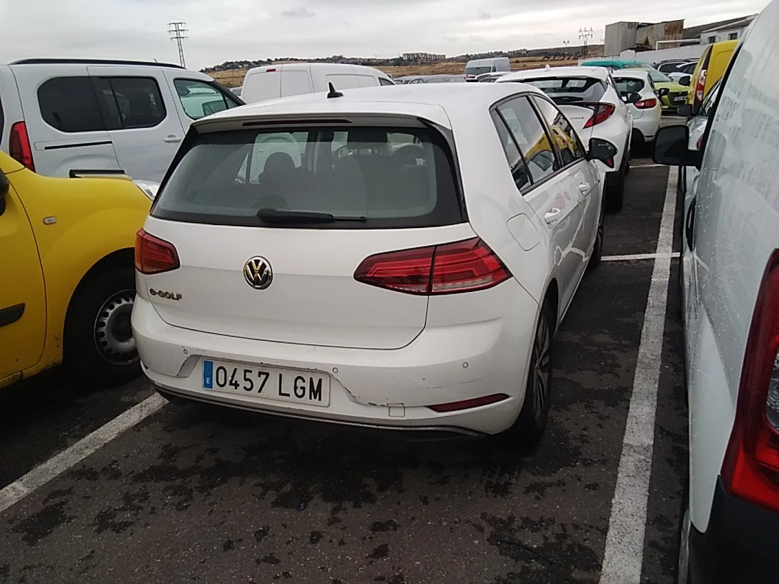 Volkswagen Golf (O) e-Golf ePower 100 kW (136CV) - Foto 4