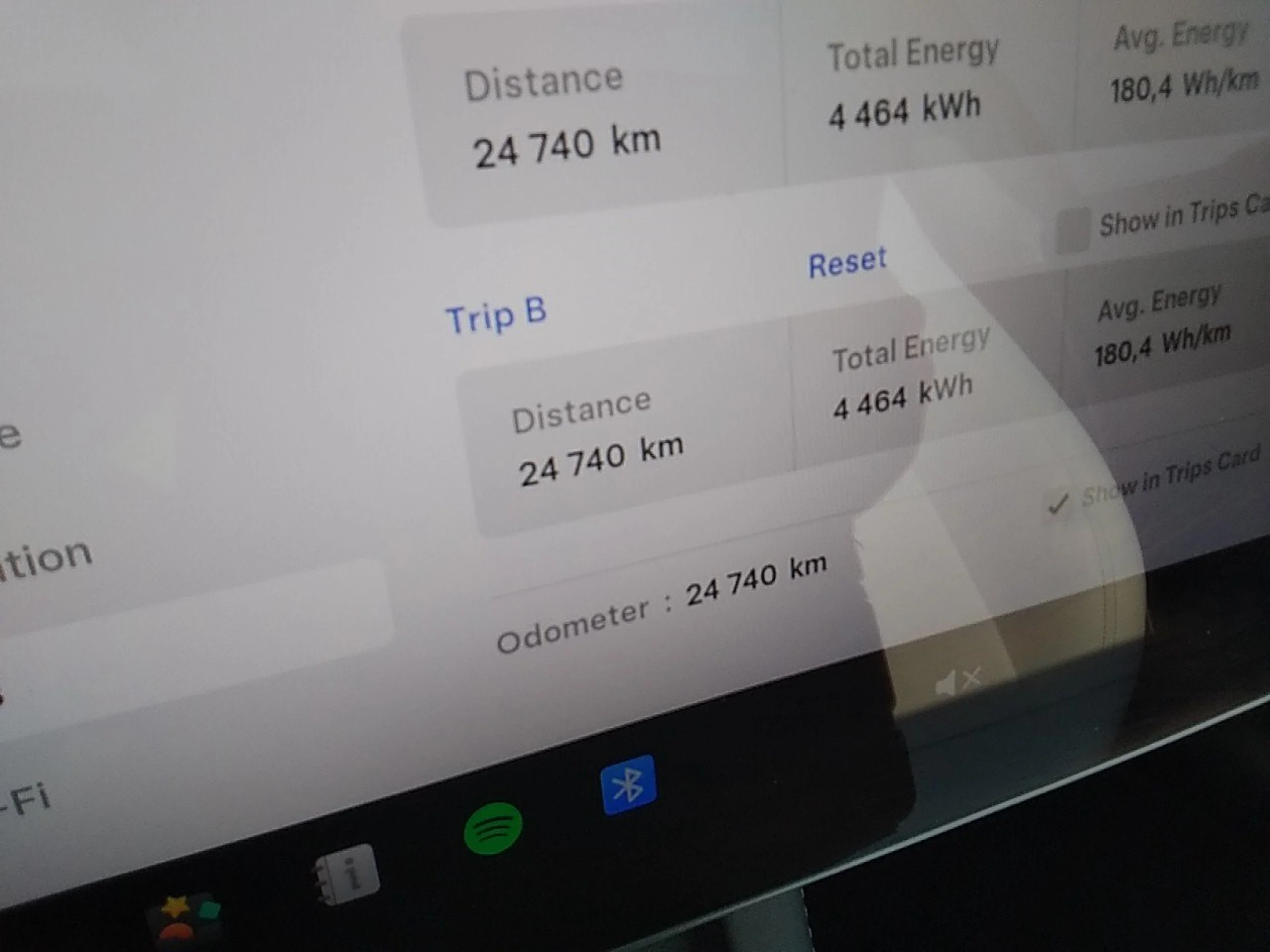 TESLA Model Y Gran Autonomía 4WD - Foto 8