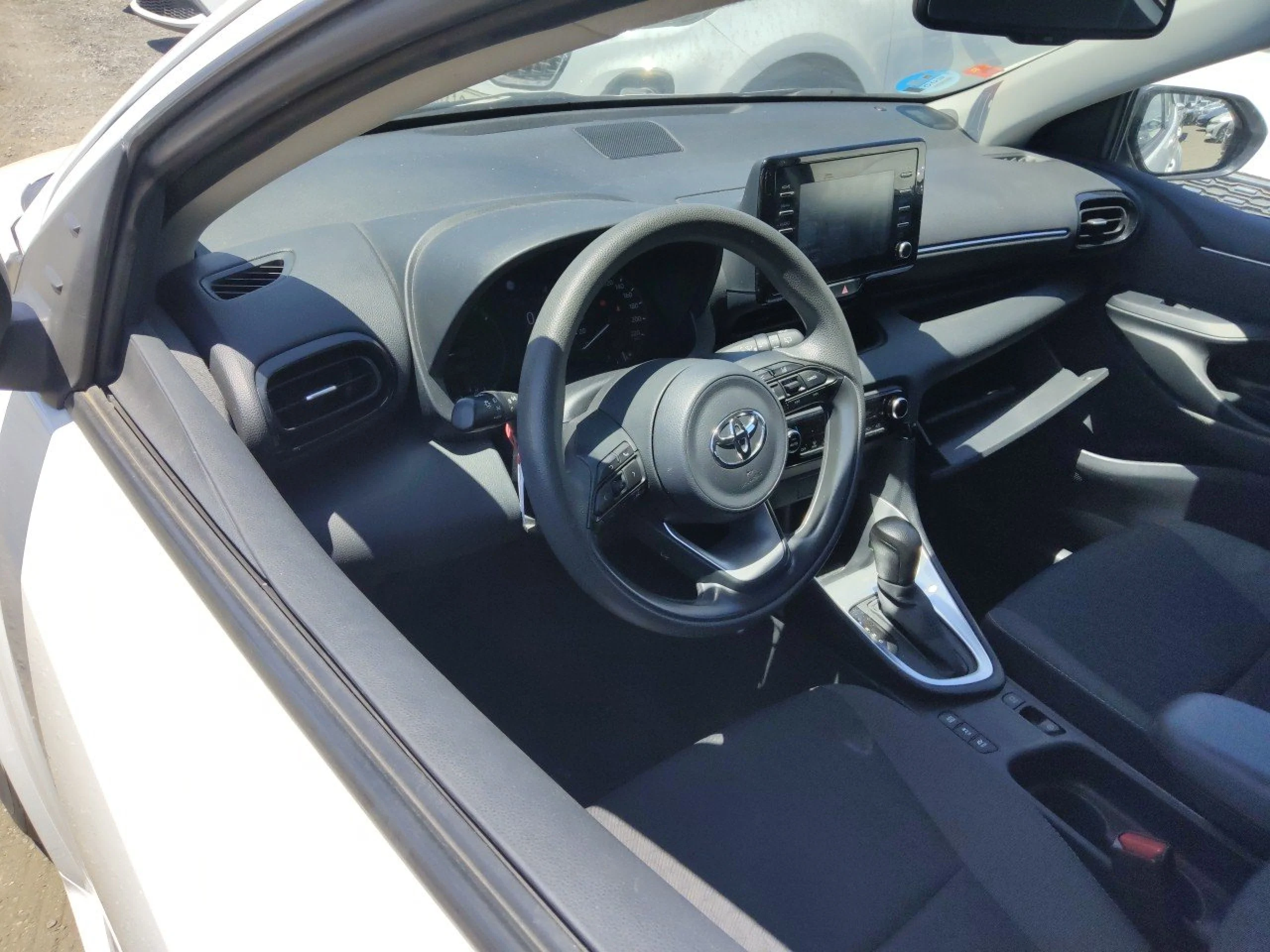 Toyota Yaris 1.5 120H Business Plus - Foto 7