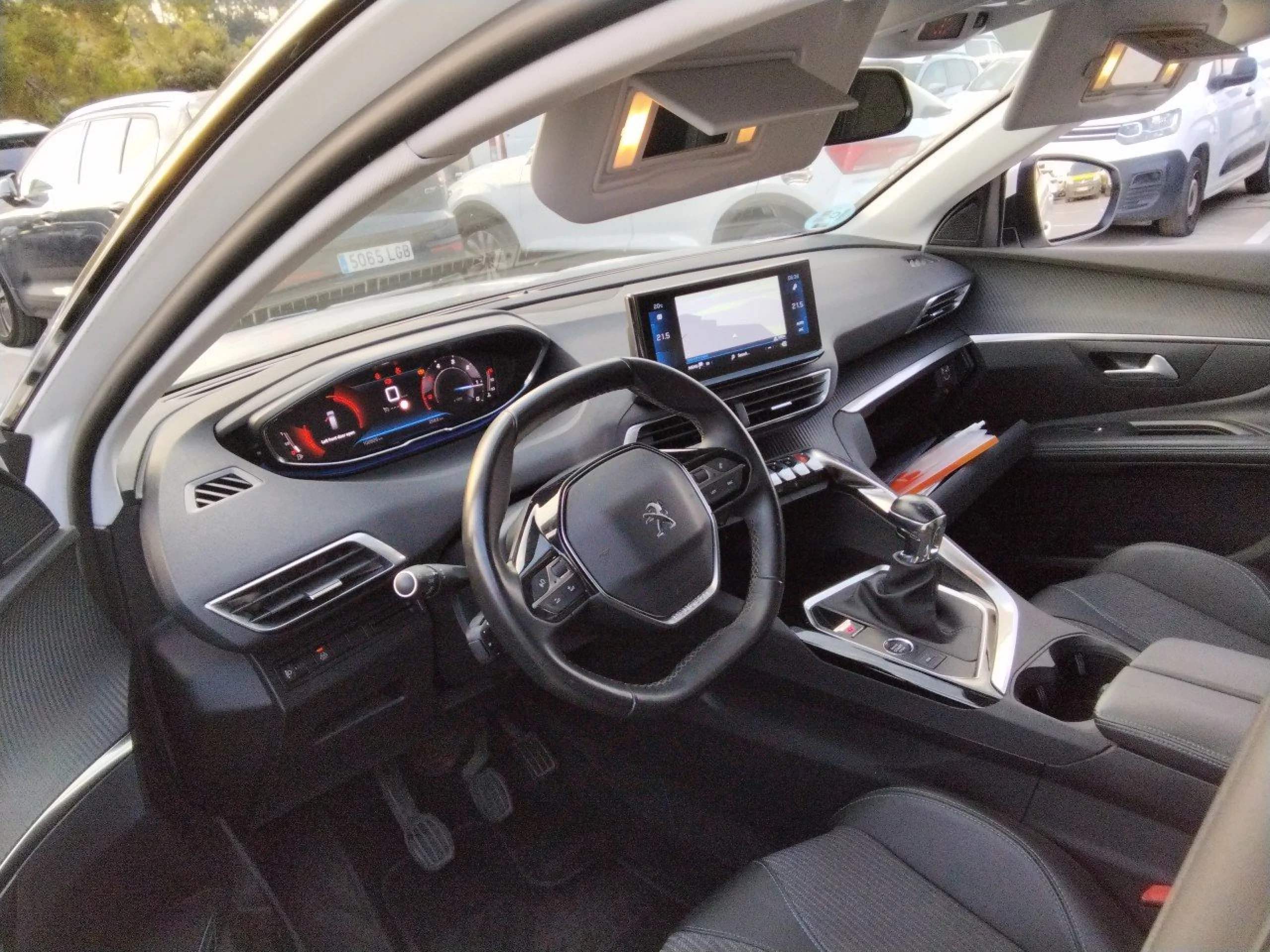 Peugeot 5008 1.5 BlueHDi 96kW (130CV) S&amp;S Allure - Foto 7