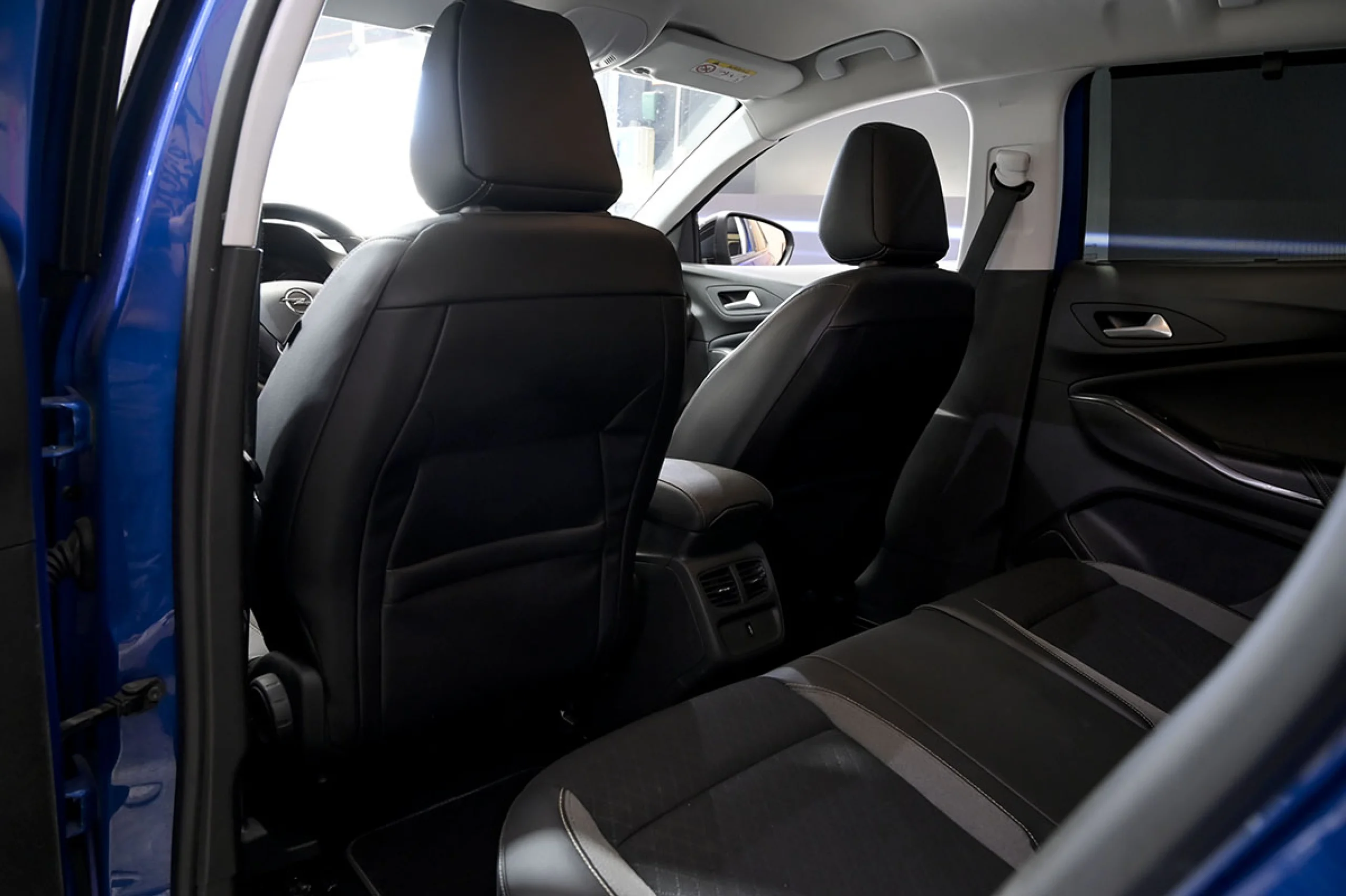 Opel GrandLand X 1.2 Turbo Design Line - Foto 12