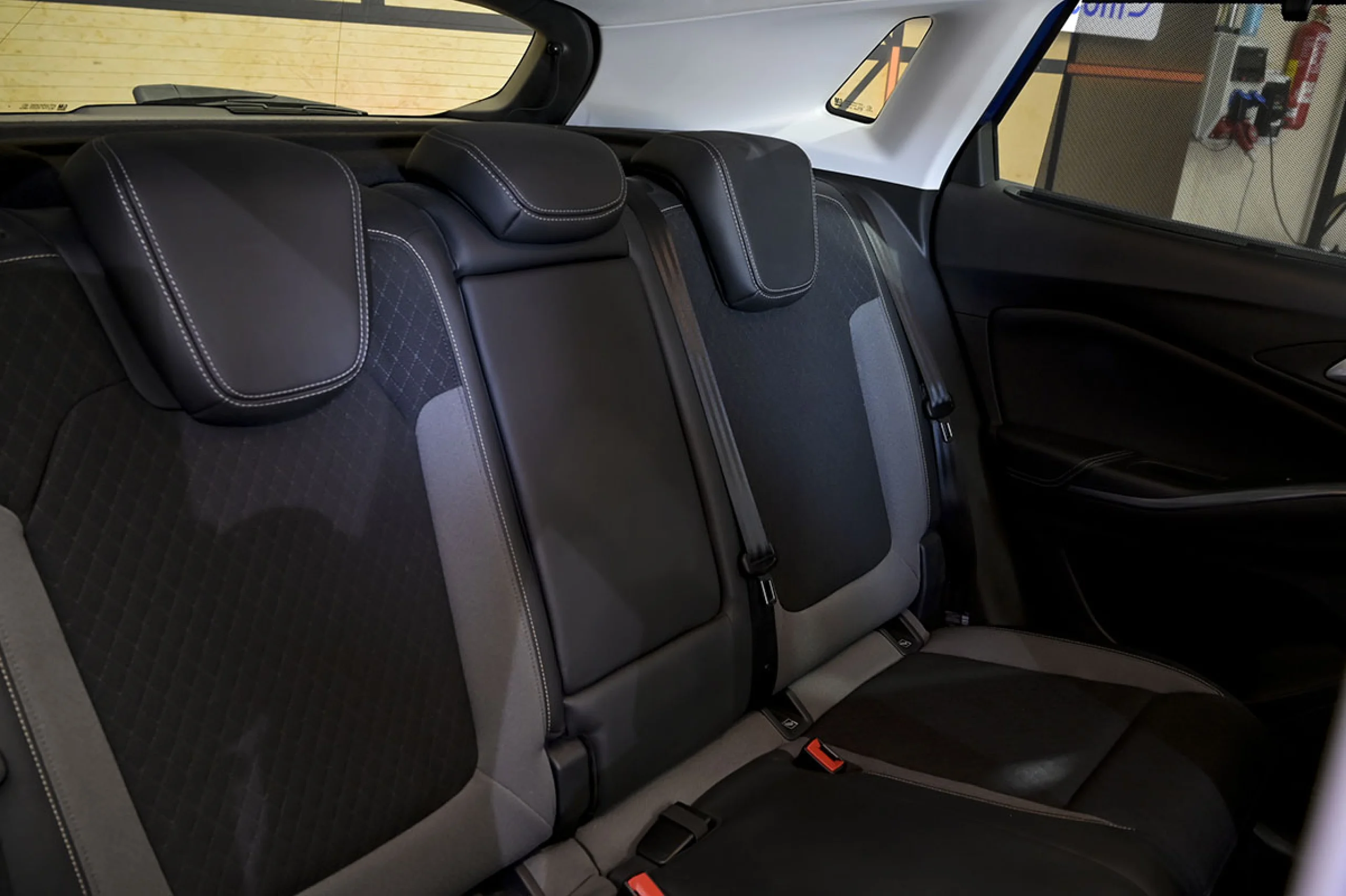 Opel GrandLand X 1.2 Turbo Design Line - Foto 14