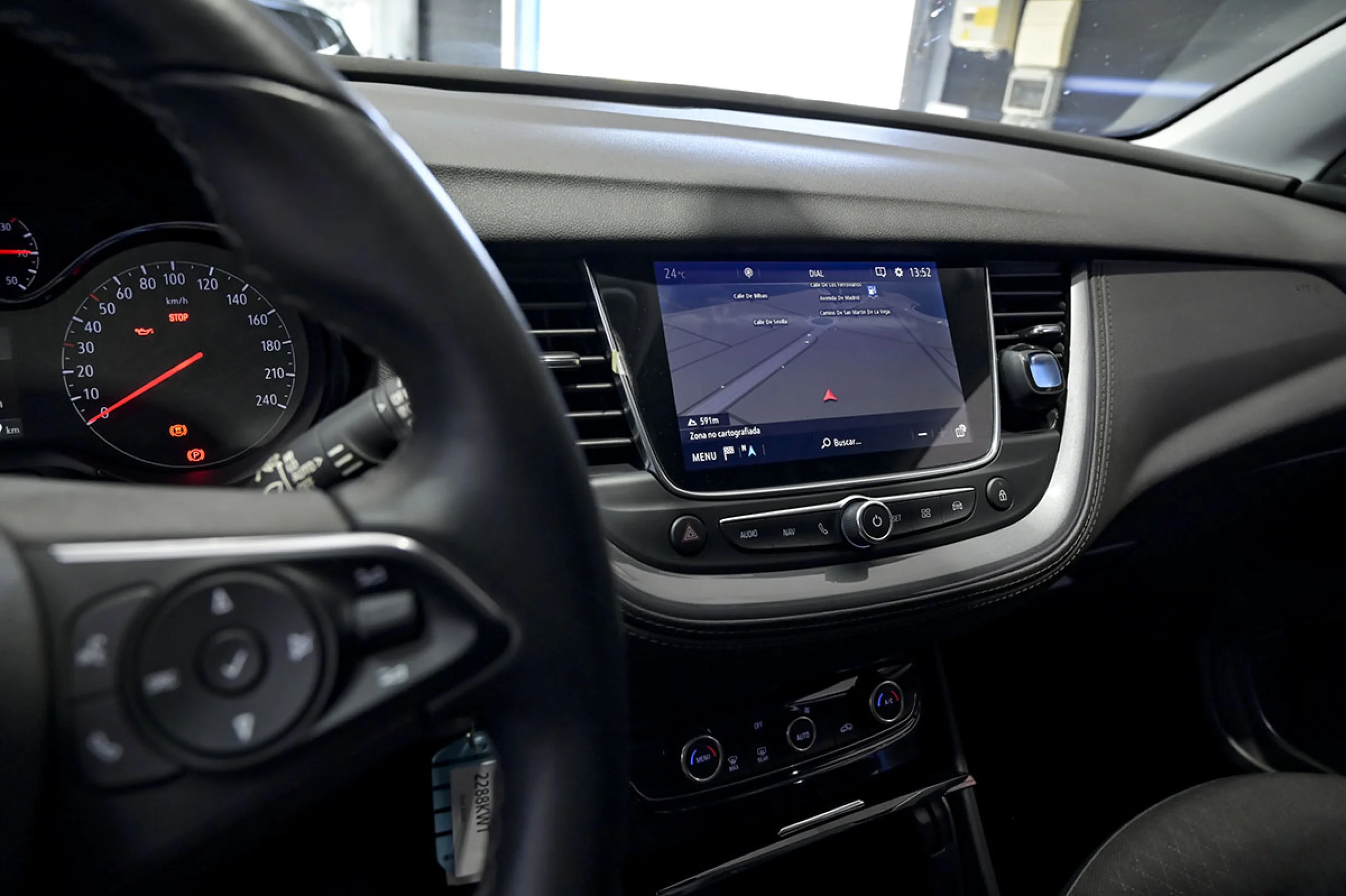 Opel GrandLand X 1.2 Turbo Design Line - Foto 23